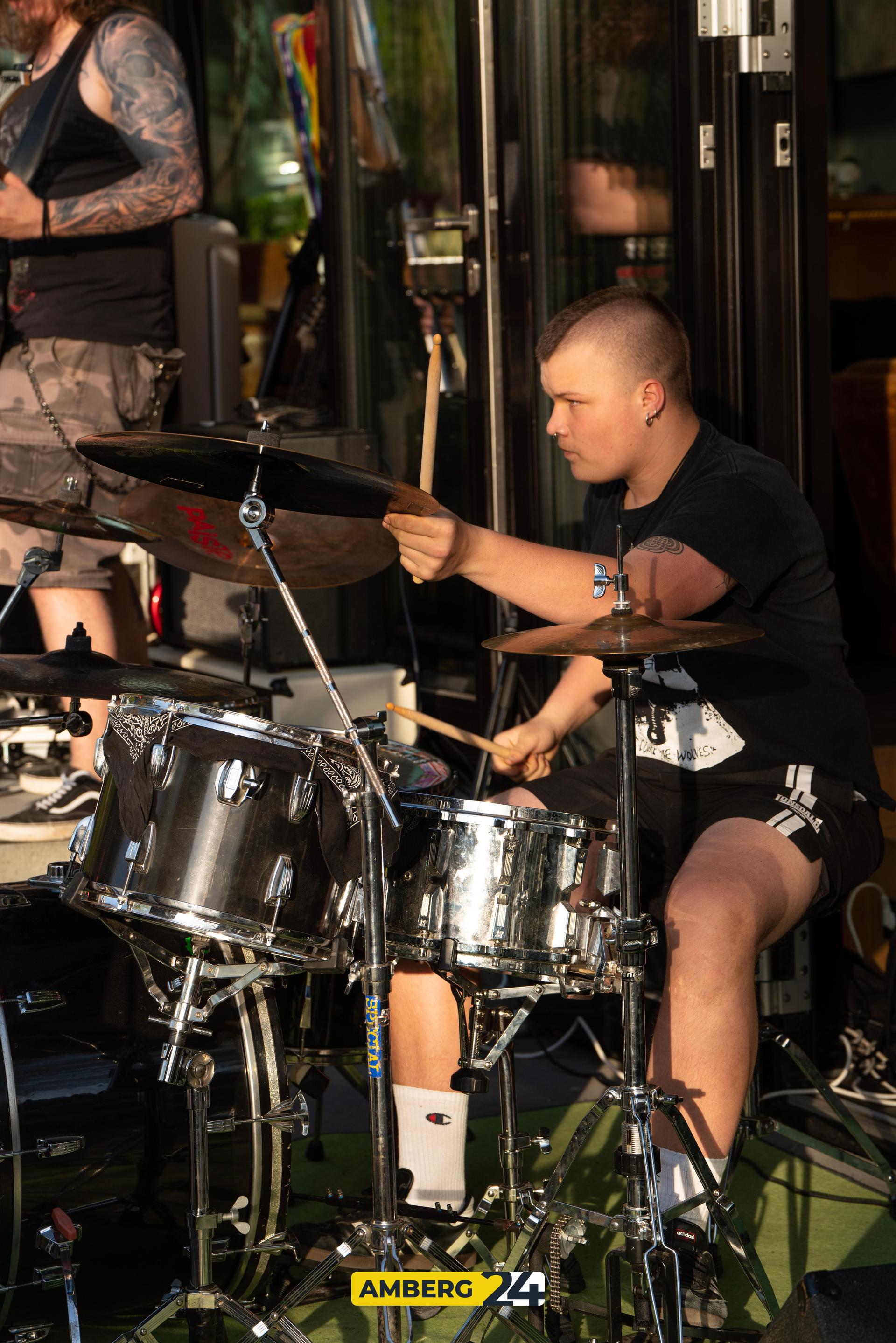 Der Frühling ist zurück und die Open Stage im Amberger Beanery wird ins Freie verlegt.  (Bild: Daniel Geiger)