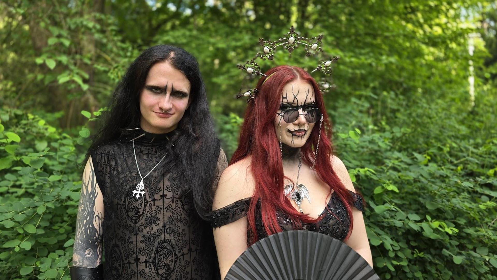 Das viktorianische Picknick beim Wave-Gotik-Treffen in Leipzig begeisterte die Besucher. (Bild: Richard Kirschner)