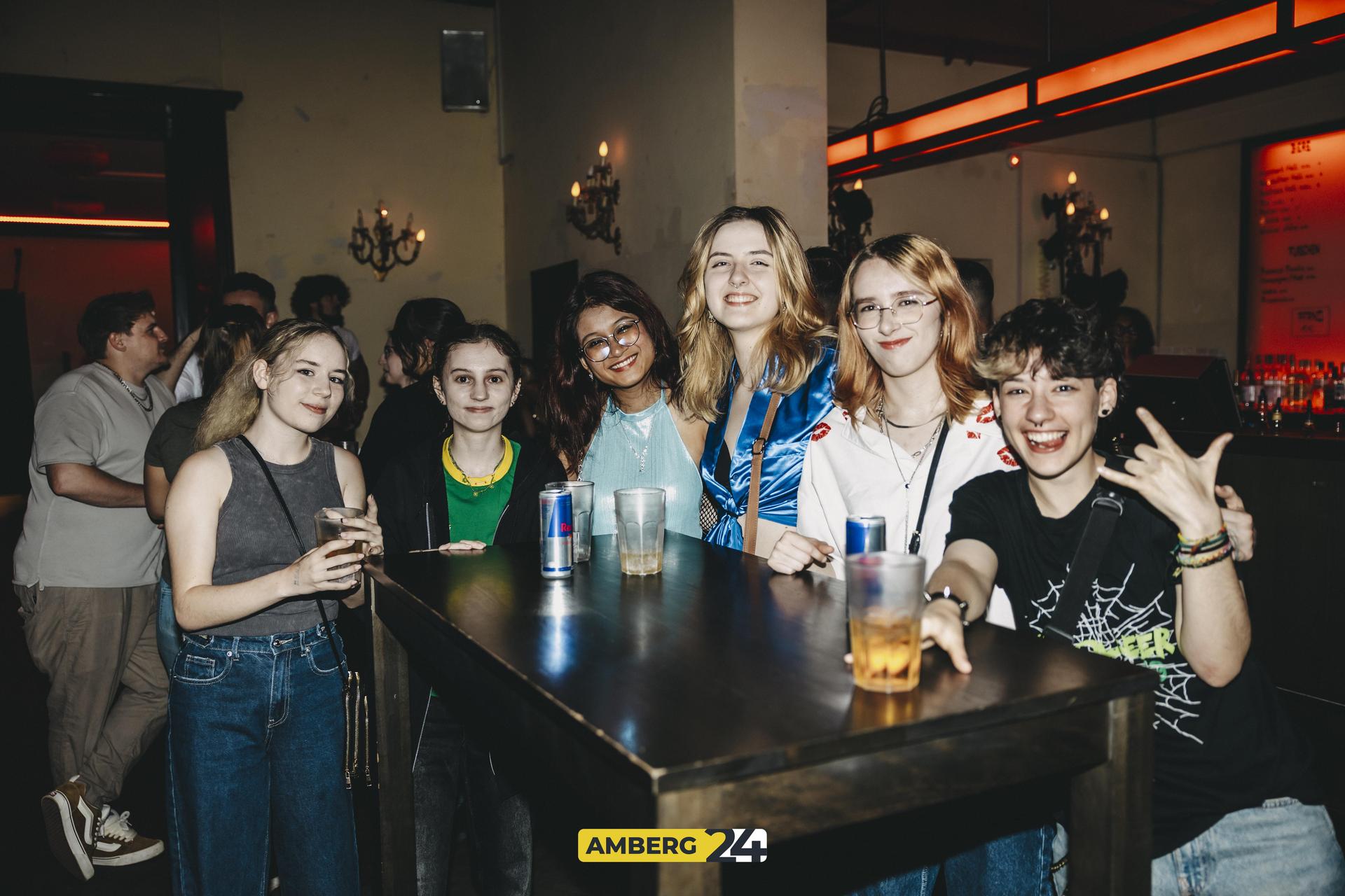 Beim Hood of Hip-Hop im Casino waren viele Feierwillige am Start.  (Bild: Lolografie )