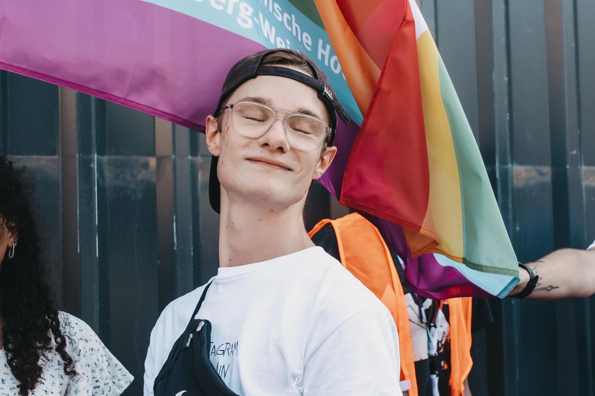 Die Bilder von der CSD-Parade 2023 in Amberg. (Bild: Leonie Hartung)