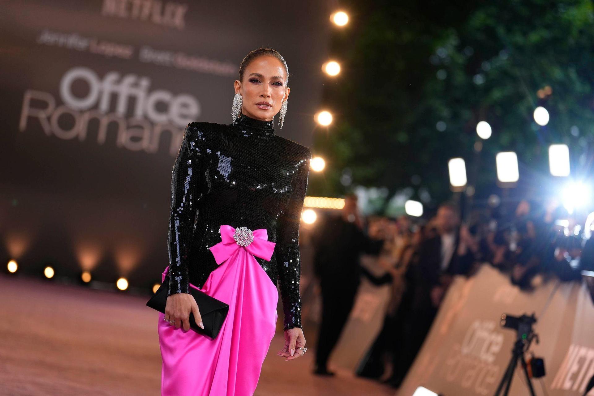 Jennifer Lopez bei einer „Office Romance“-Premiere Anfang Juni in London. (Archivbild) (Archivbild: Jordan Pettitt/PA Wire/dpa)