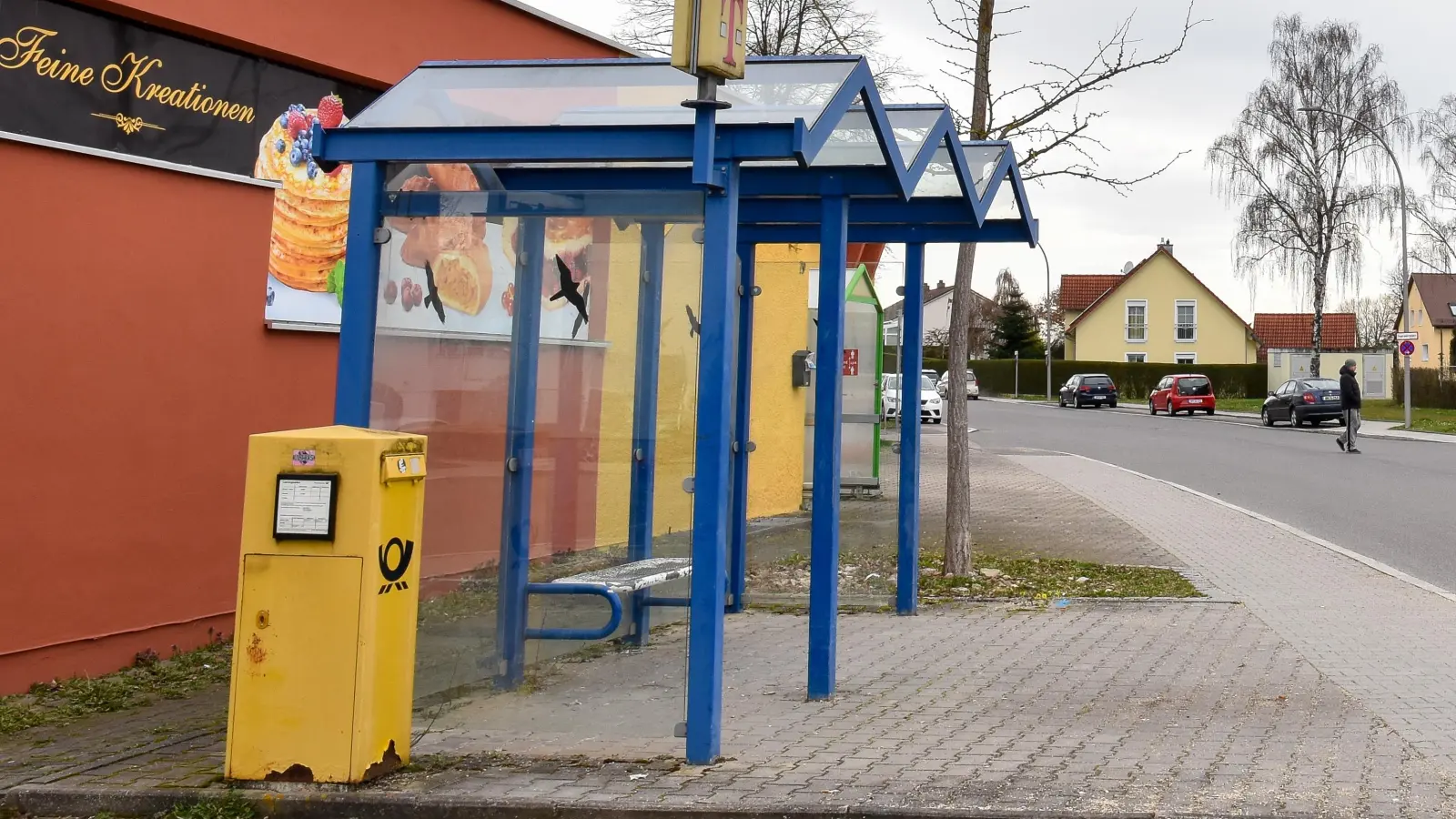 Die Bushaltestelle in der Friedrich-Ebert-Straße in Amberg: Ab 1. April hält die Linie 4 hier wieder. (Bild: Stephan Huber)
