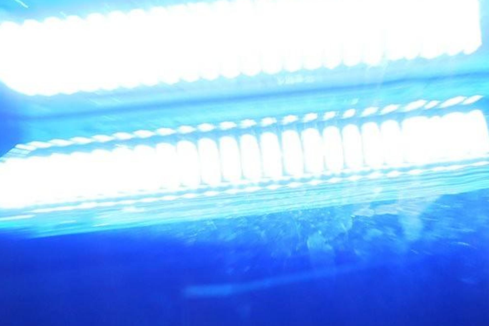 Ein 54-Jähriger soll im Schwimmbad in Burglengenfeld zwei Mädchen unsittlich berührt haben. Die Polizei ermittelt und sucht nach Zeugen. (Symbolbild: Stephan Jansen)