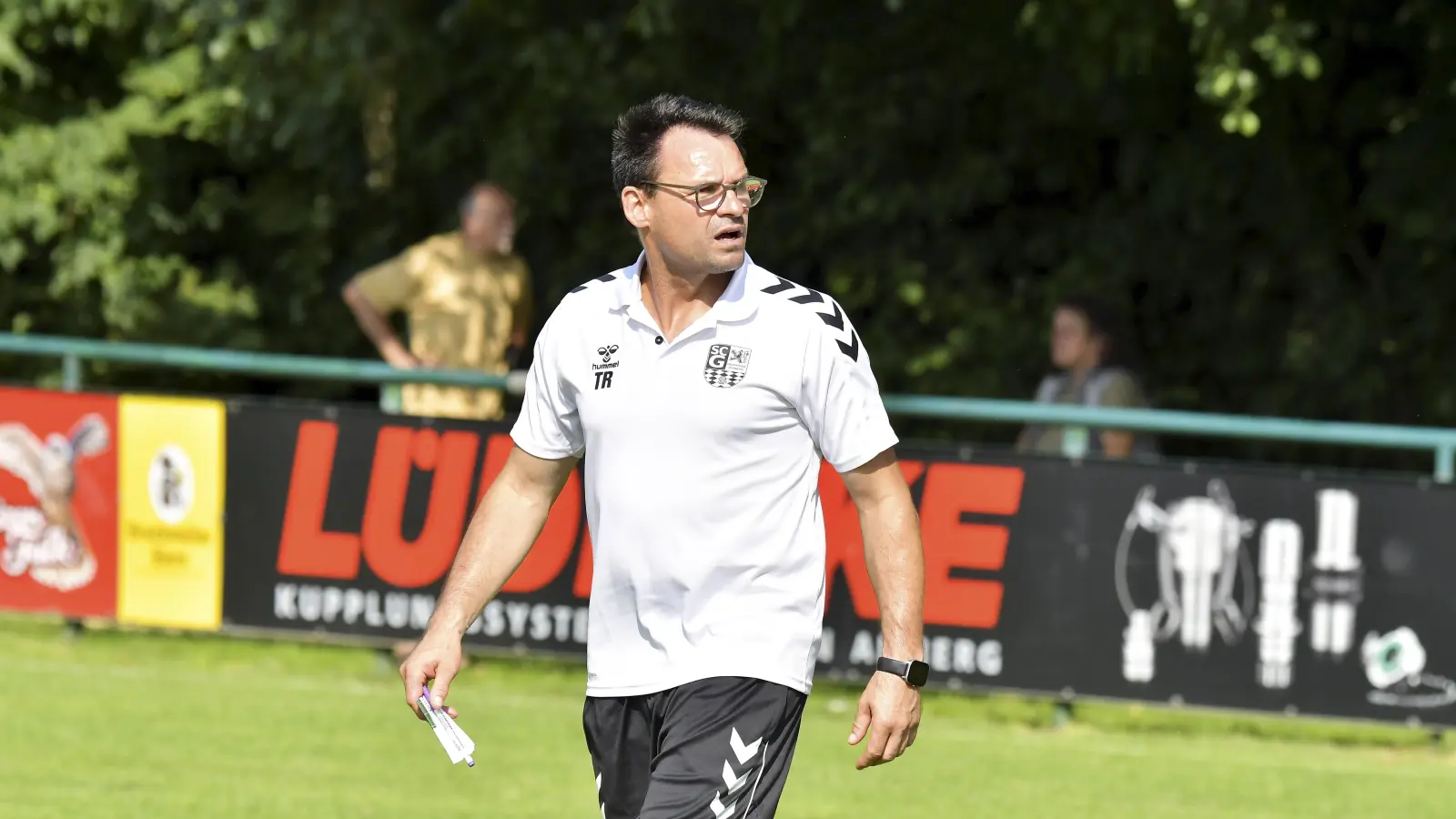 Thomas Roth bleibt auch in der kommenden Saison Trainer bei Germania Amberg. (Archivbild: Hubert Ziegler)
