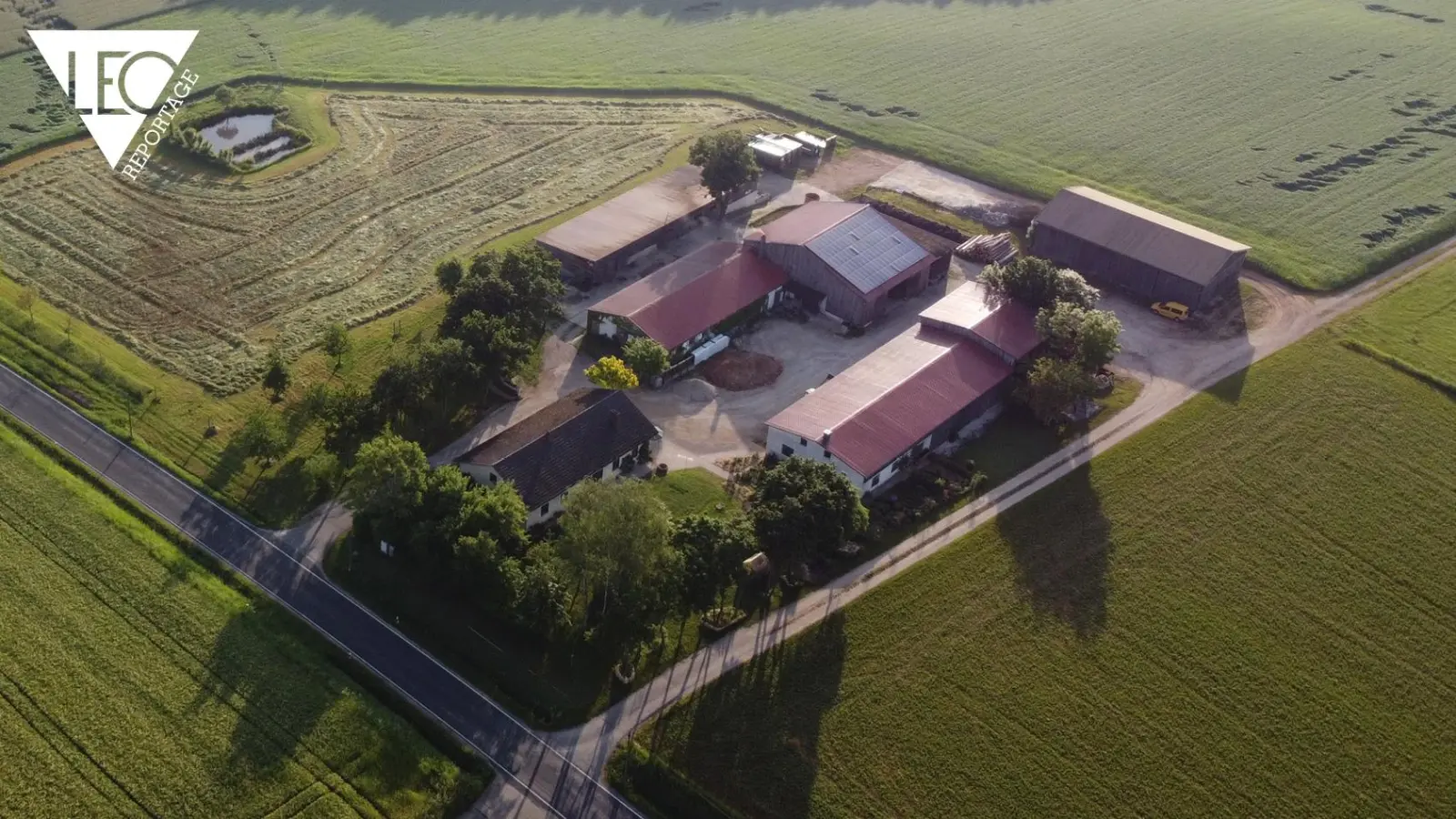 Die Falsche Farm findet auf dem Grundstück der echten Farm der Familie Hofstetter seinen Raum.  (Bild: Reinwald Hofstetter)