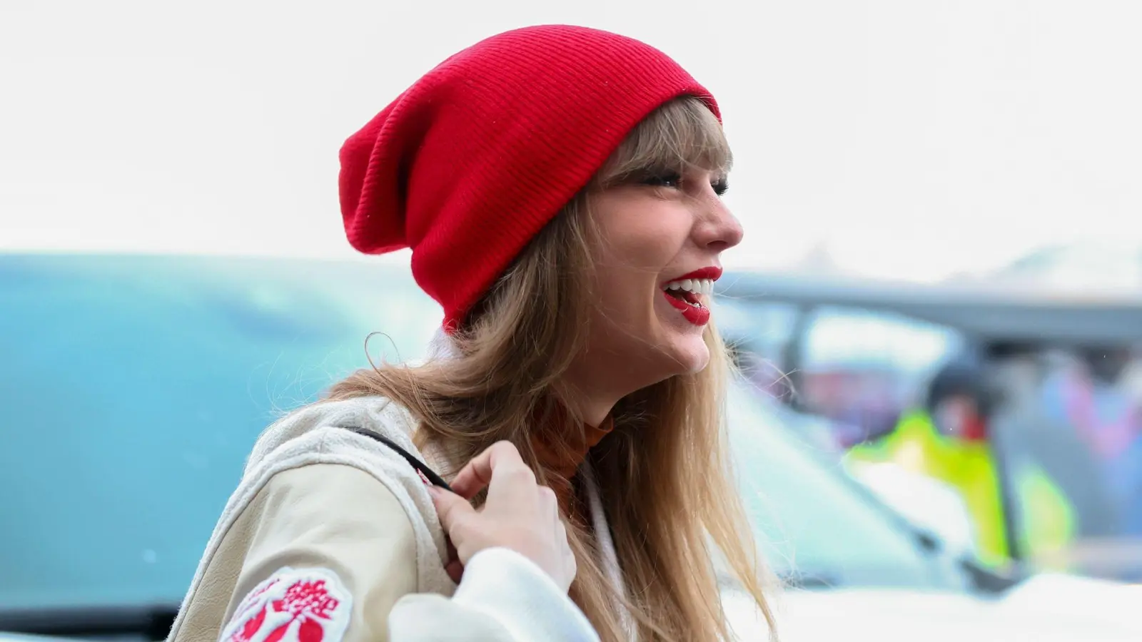 Taylor Swift wird nicht dabei sein. Dennoch findet am 17. August The Eras Party in Grafenwöhr statt.  (Bild: Jeffrey T. Barnes/AP/dpa)