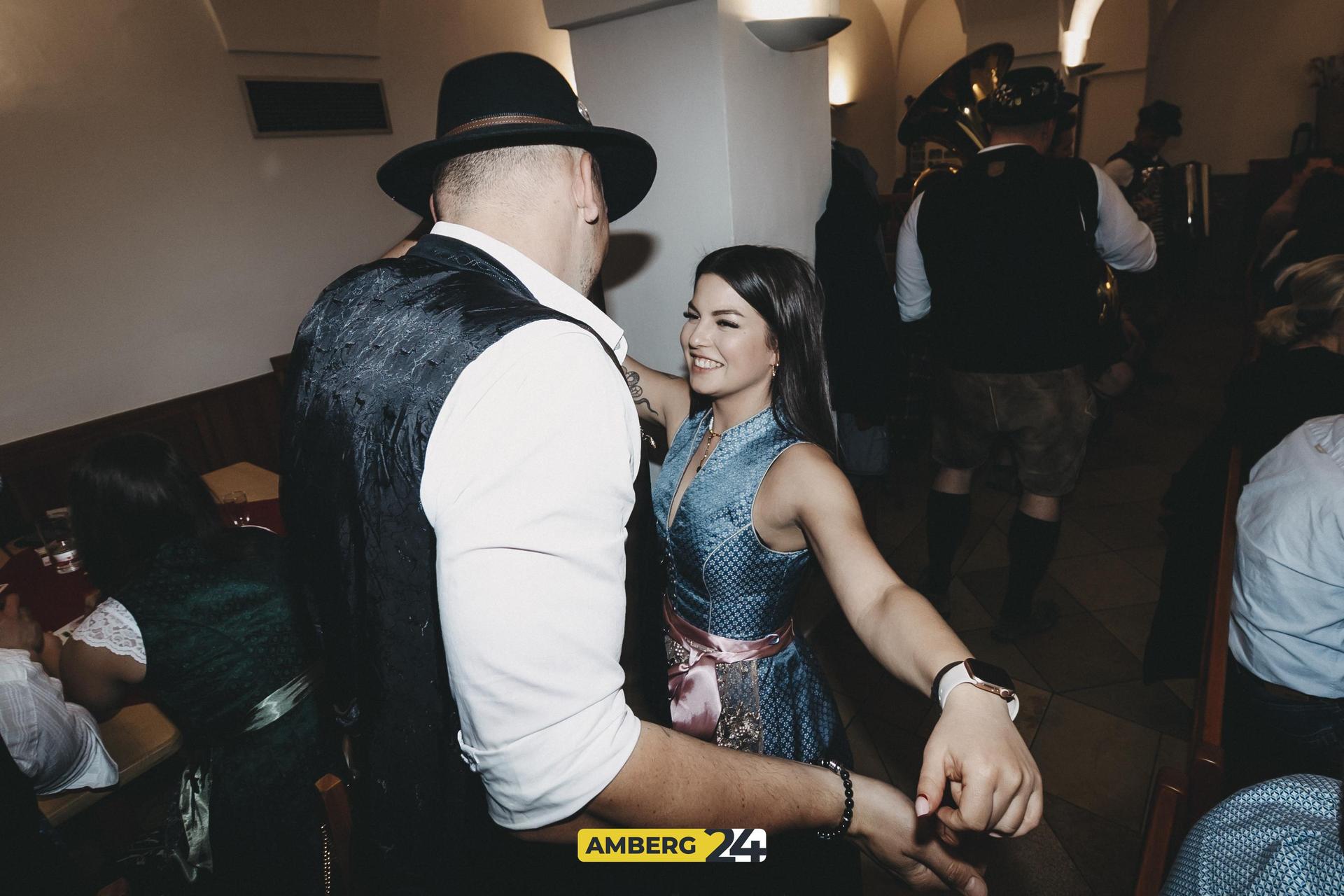 Im Heimatgenuss sorgten die „Boazn Briada” für Stimmung.  (Bild: Lolografie)