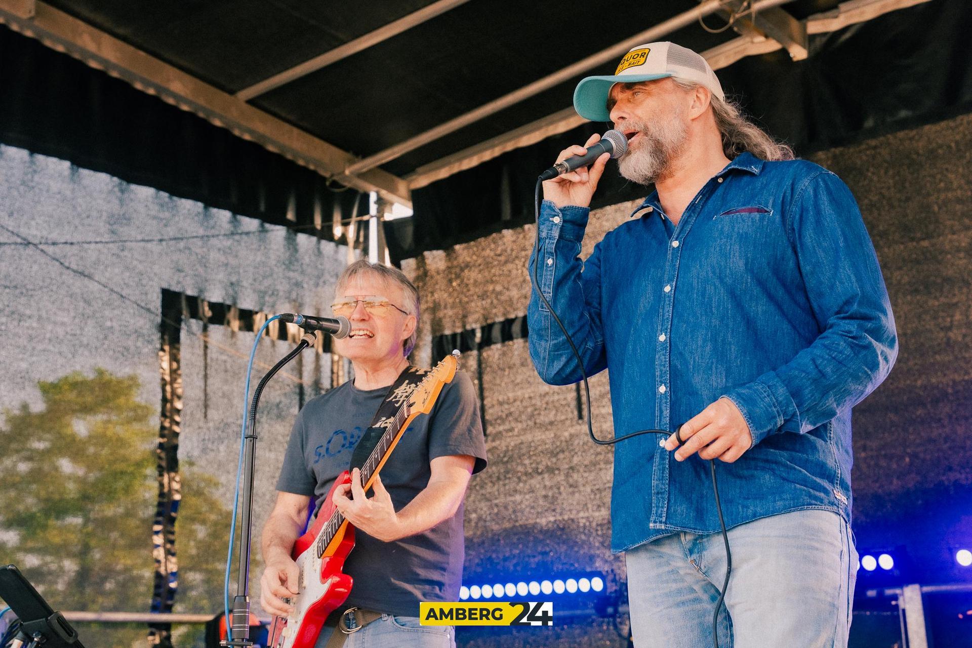 Auf dem Foodtruck-Festival in Amberg war am Freitag einiges los! (Bild: David Mueller)