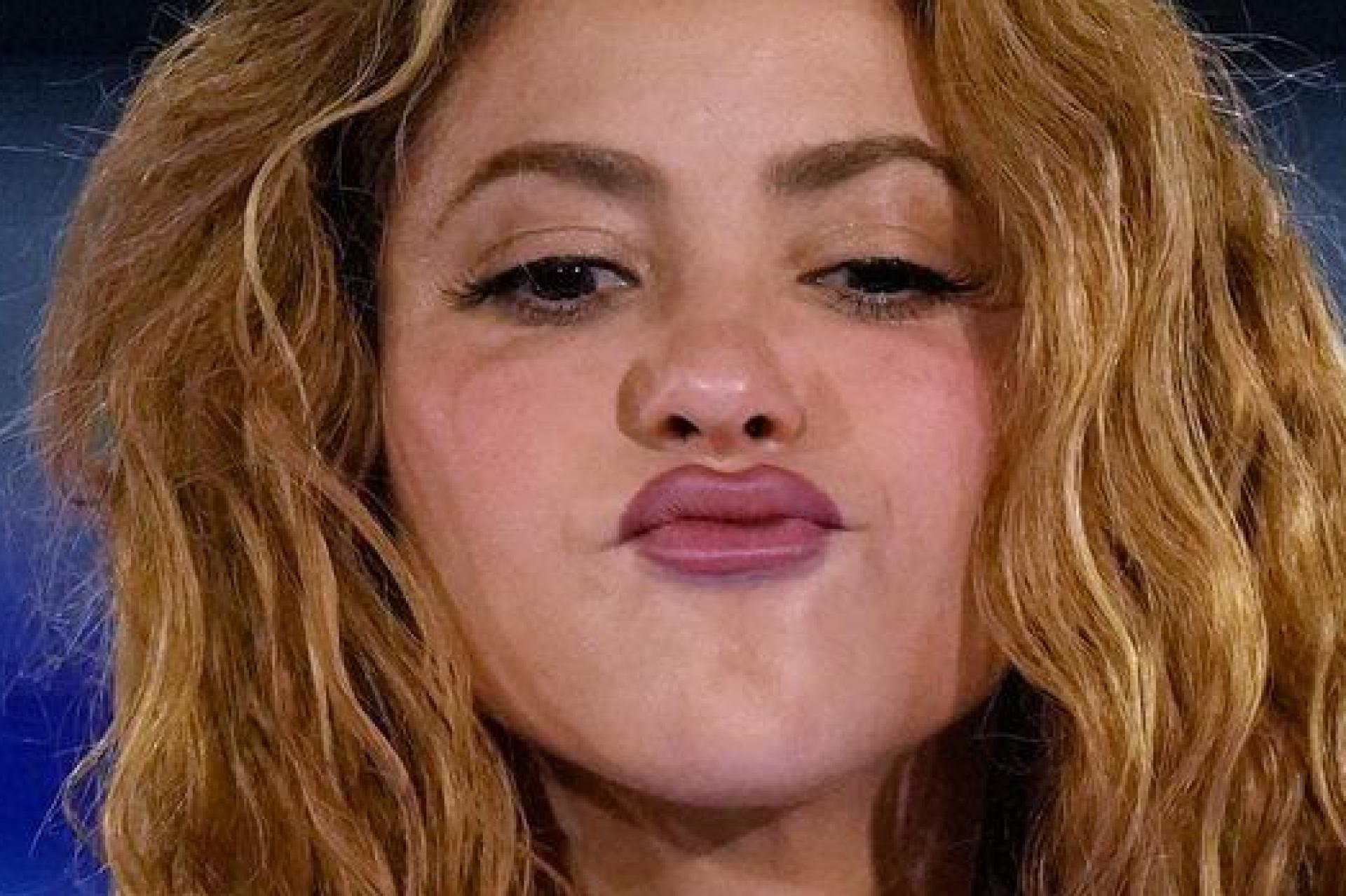 Shakira wird bei der Halbzeitshow im WM-Finale auftreten. (Archivbild: Silvia Izquierdo/AP/dpa)