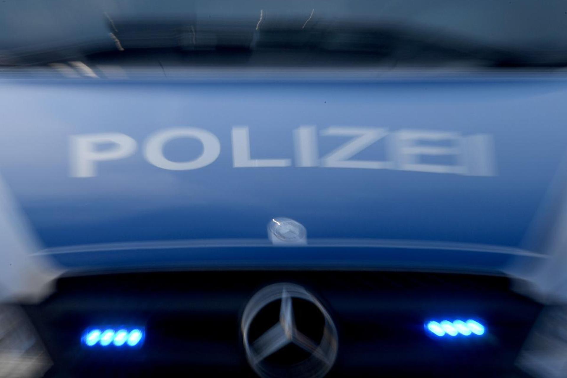 Bei Kastl ereignete sich ein Verkehrsunfall. (Symbolbild: Carsten Rehder/dpa)