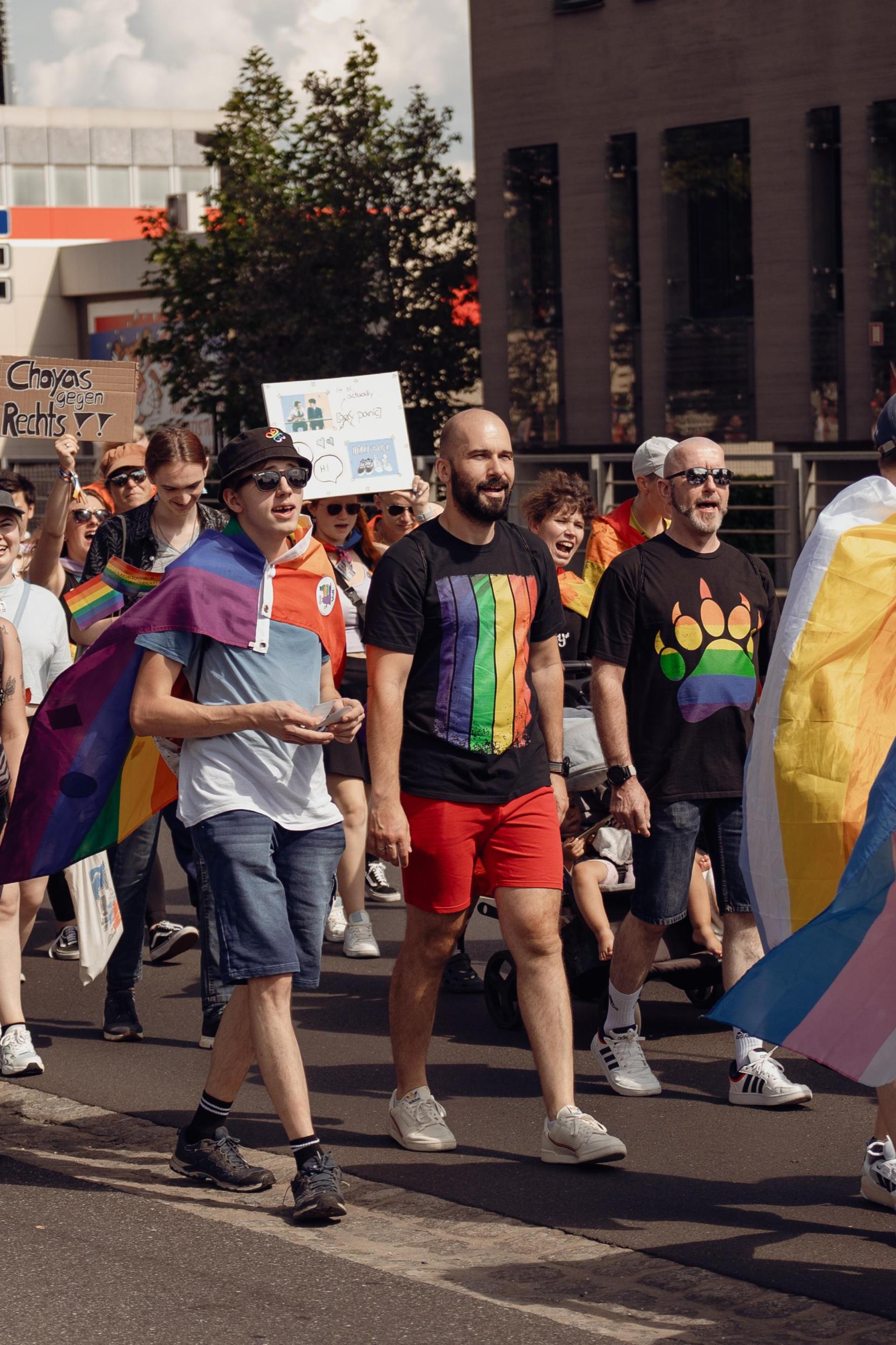 Das war beim Amberger CSD-Demozug am Samstag los. (Bild: Ria Schmidt)