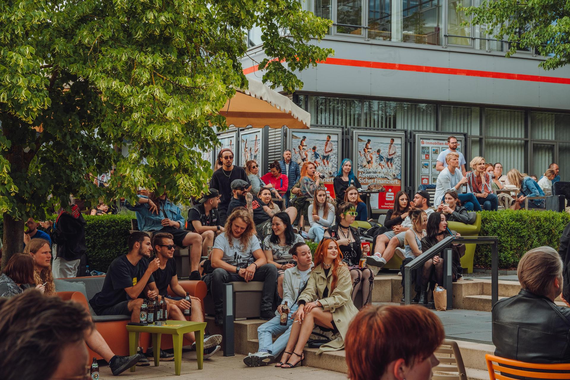 Beim Open Mic im Beanery zeigten Künstler*innen, was sie drauf haben. (Bild: Denise Helmschrott)