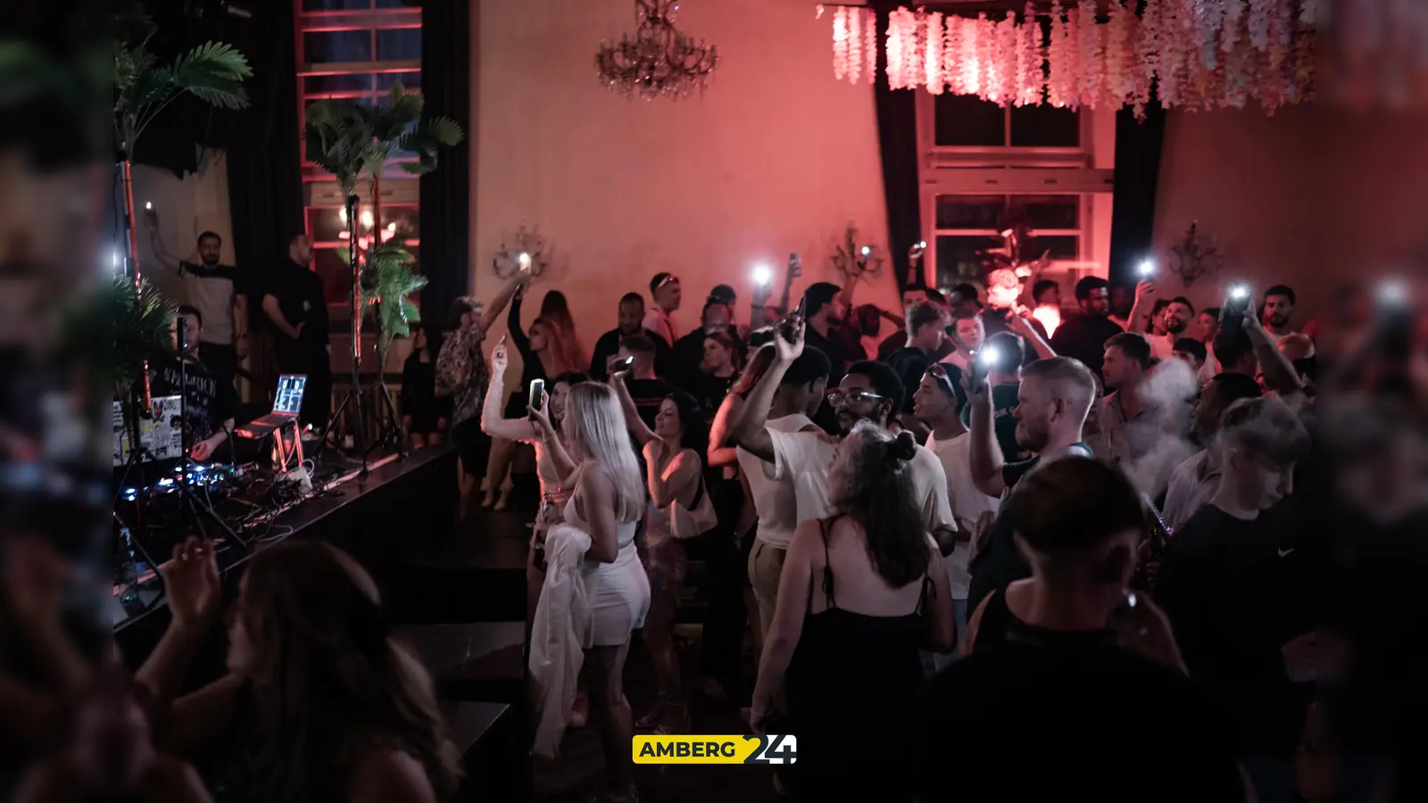 „Loco Loco” am Samstag im Casino. (Bild: Mario Donhauser)