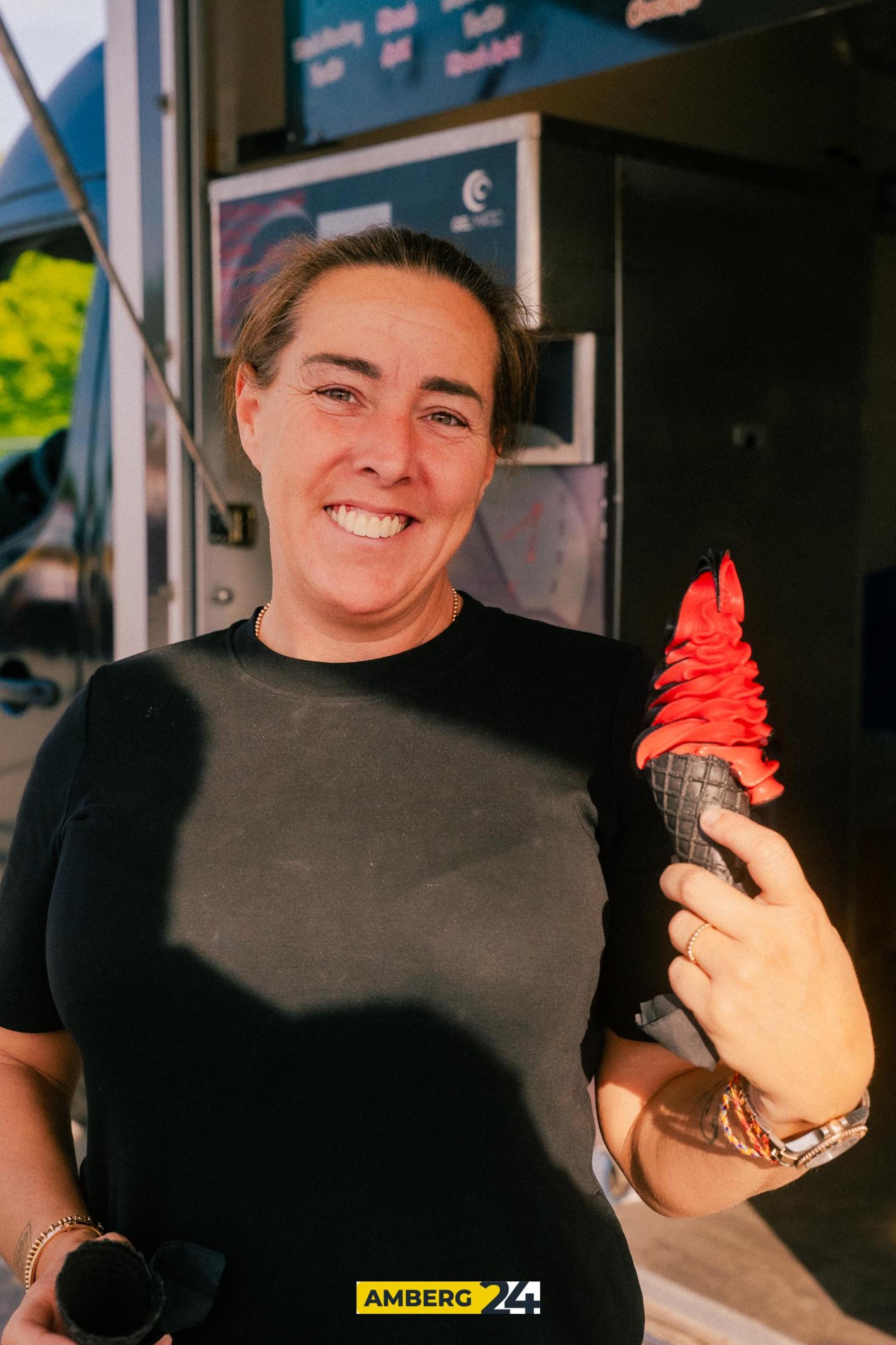 Auf dem Foodtruck-Festival in Amberg war am Freitag einiges los! (Bild: David Mueller)