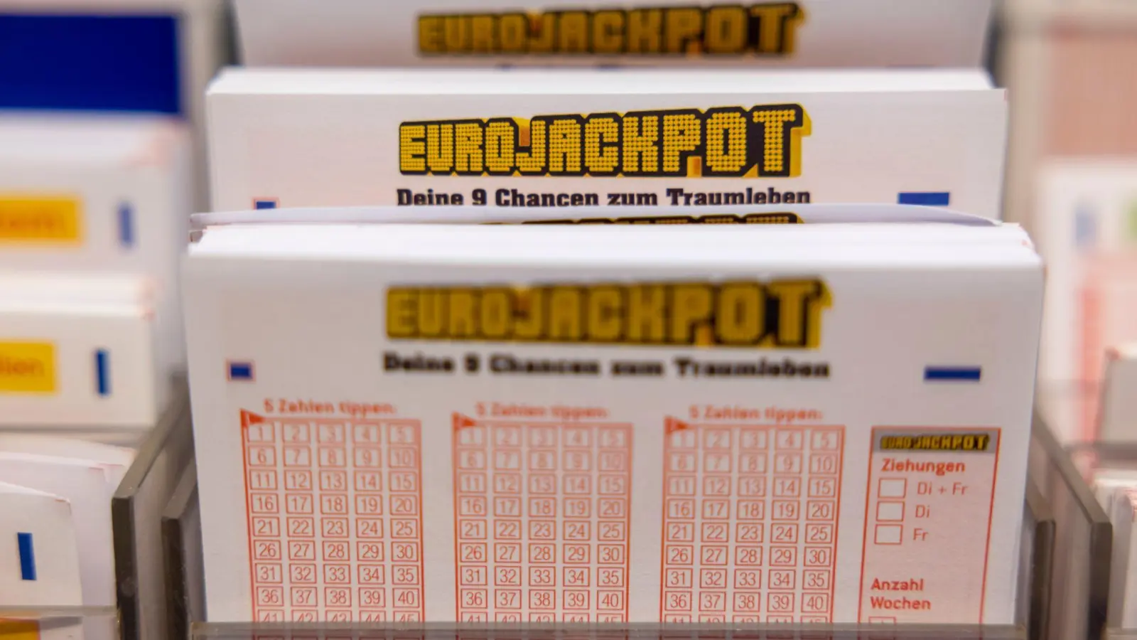 Über 40 Millionen Euro auf einen Schlag - das gelang per Eurojackpot in Bayern. (Symbolbild) (Bild: Thomas Banneyer/dpa)