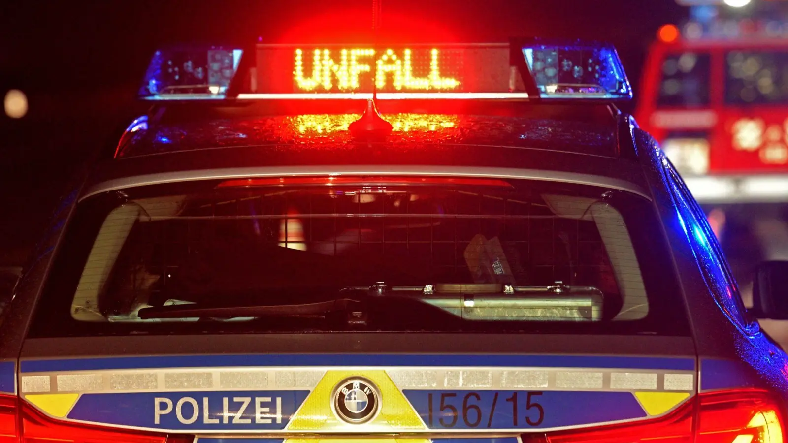 Zwischen Hersbruck und Hohenstadt ist es zu einem Unfall gekommen.  (Bild: Stefan Puchner/dpa/Symbolbild)