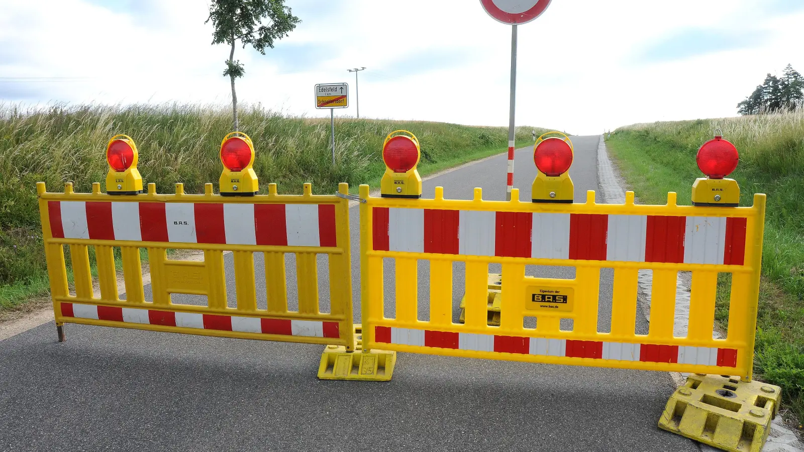 Im Industriegebiet Nord bleiben zwei Straßen bis Ende des Jahres gesperrt. (Symbolbild: Huber, Stephan)