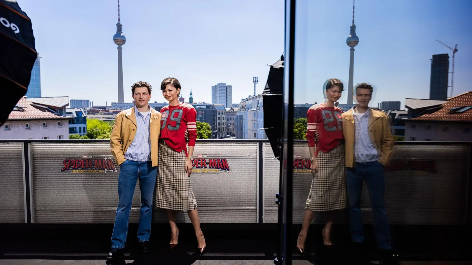 Tom Holland und Zendaya sind die Stars von „Spider-Man: Brand New Day“. (Bild: Christoph Soeder/dpa)