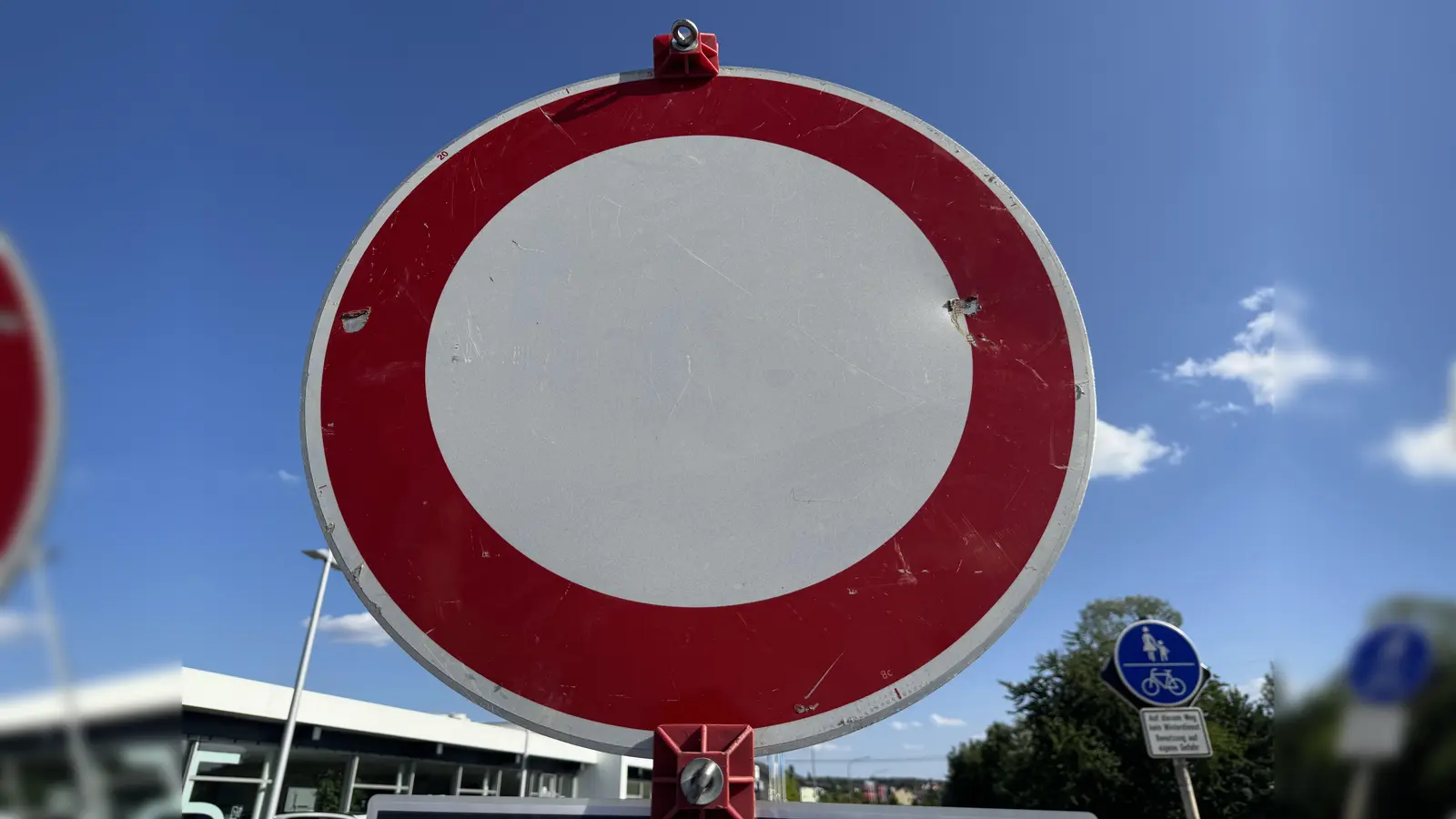 Die Stadt Amberg hat angekündigt, dass die Fagerastraße voraussichtlich am Dienstag, 27. Januar, von 9.30 bis 13 Uhr gesperrt wird. (Symbolbild: Heike Unger)