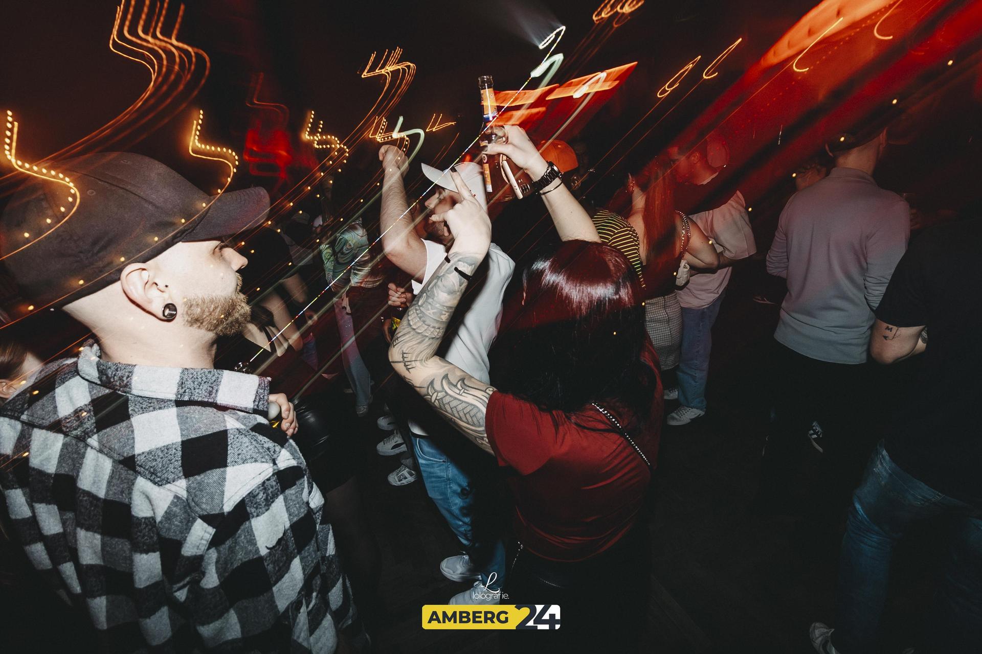 Vibes im Casino Saal ist mittlerweile eine feste Größe.  (Bild: Leonie Hartung )