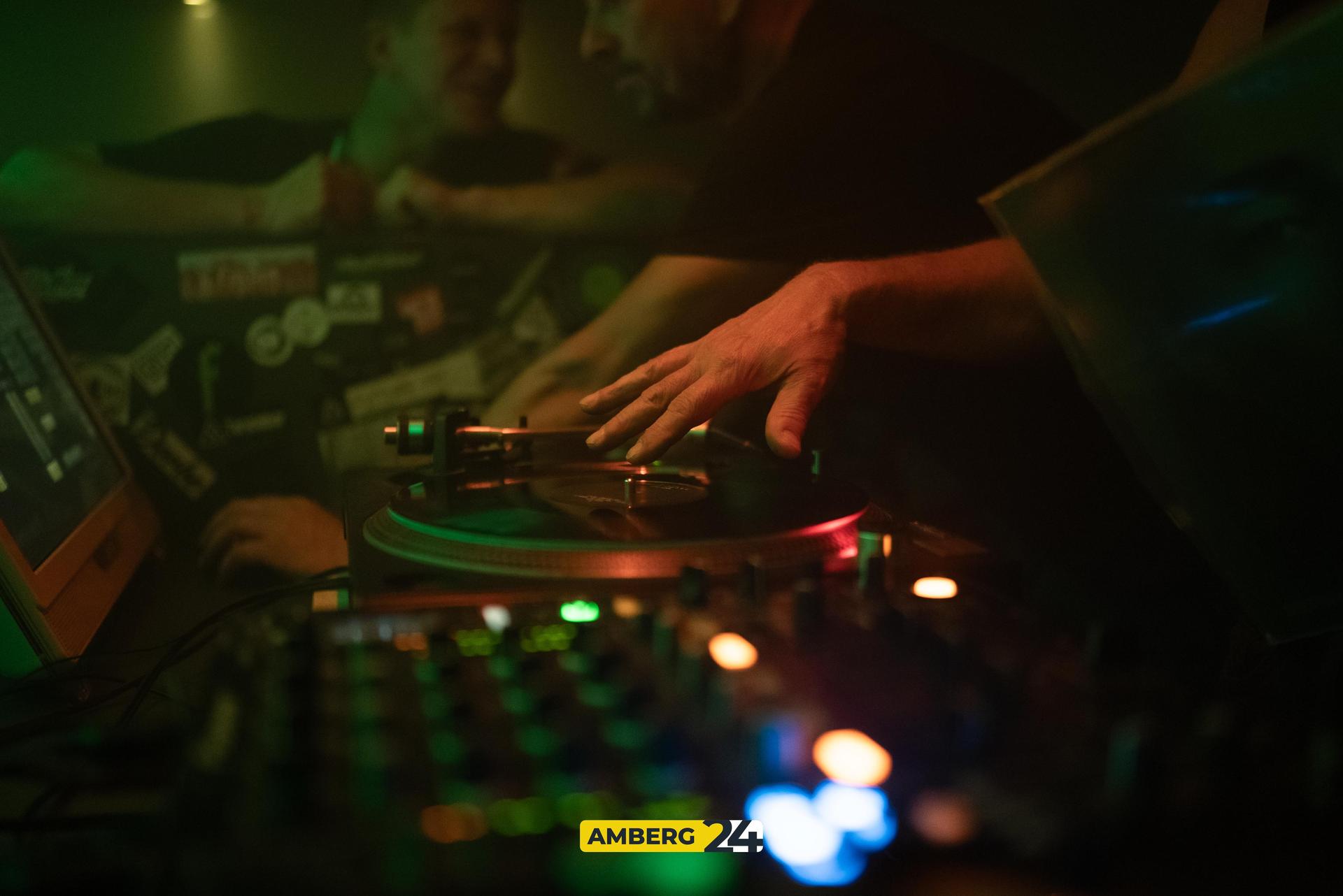 Dark Techno und Electro gab&#39;s am Samstag im Trio Amberg! (Bild: Mario Donhauser)