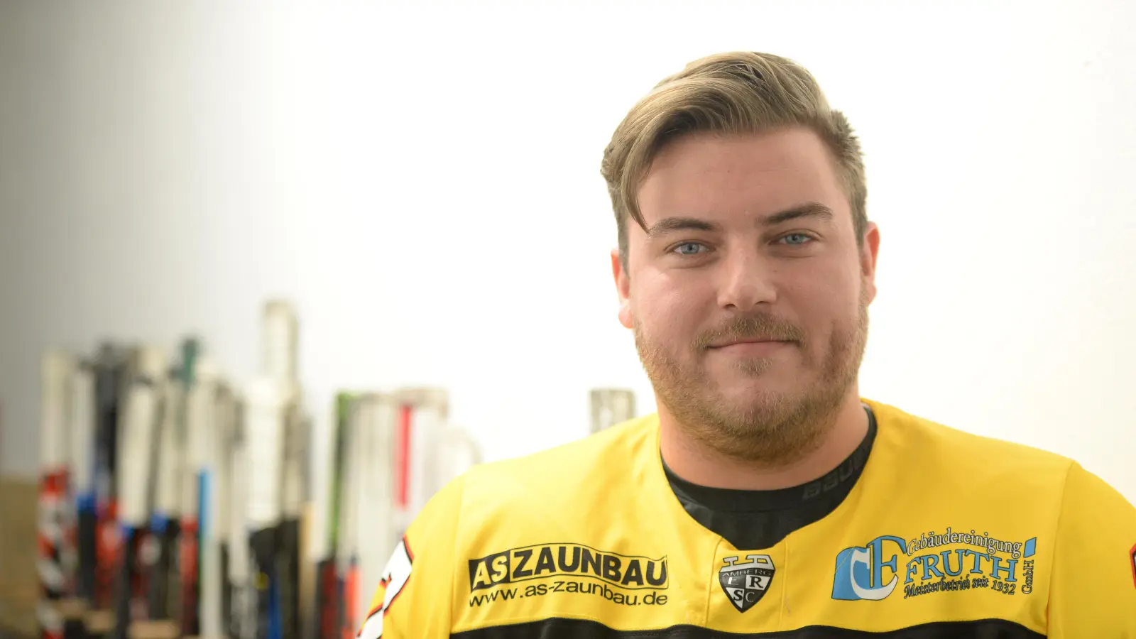 Daniel Krieger bleibt dem ERSC Amberg eine weitere Saison treu. (Bild: Andreas Brueckmann)