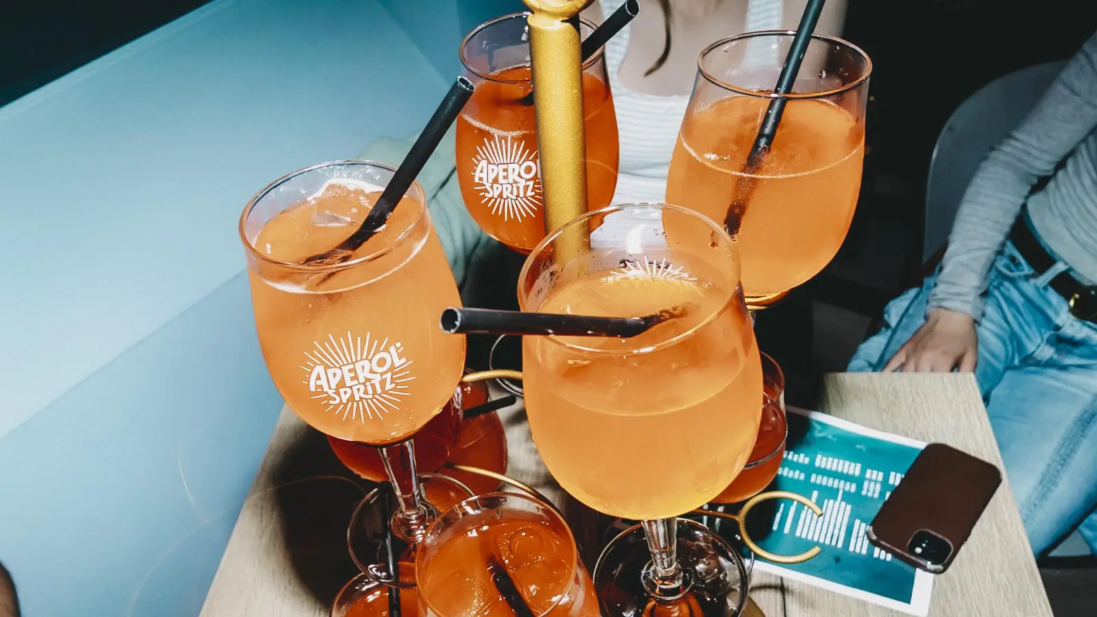 Hoch die Hände, Wochenende – am Wochenende wird euch in Amberg und in Sulzbach-Rosenberg wieder einiges geboten.  (Archivbild: Lolografie)