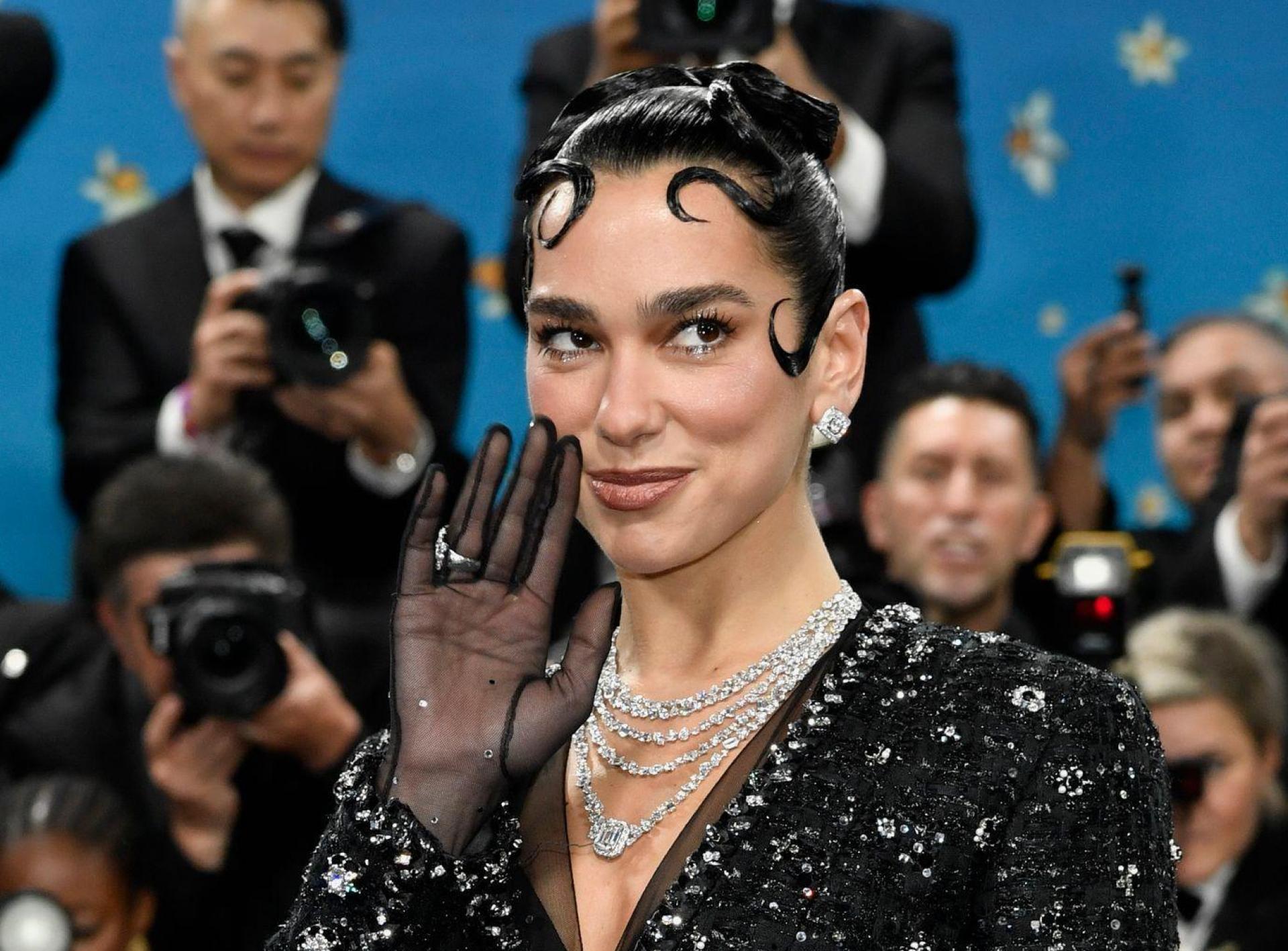 Dua Lipa geht mit einer Millionenklage gegen einen Elektronikriesen vor. (Archivbild: Evan Agostini/Invision/dpa)