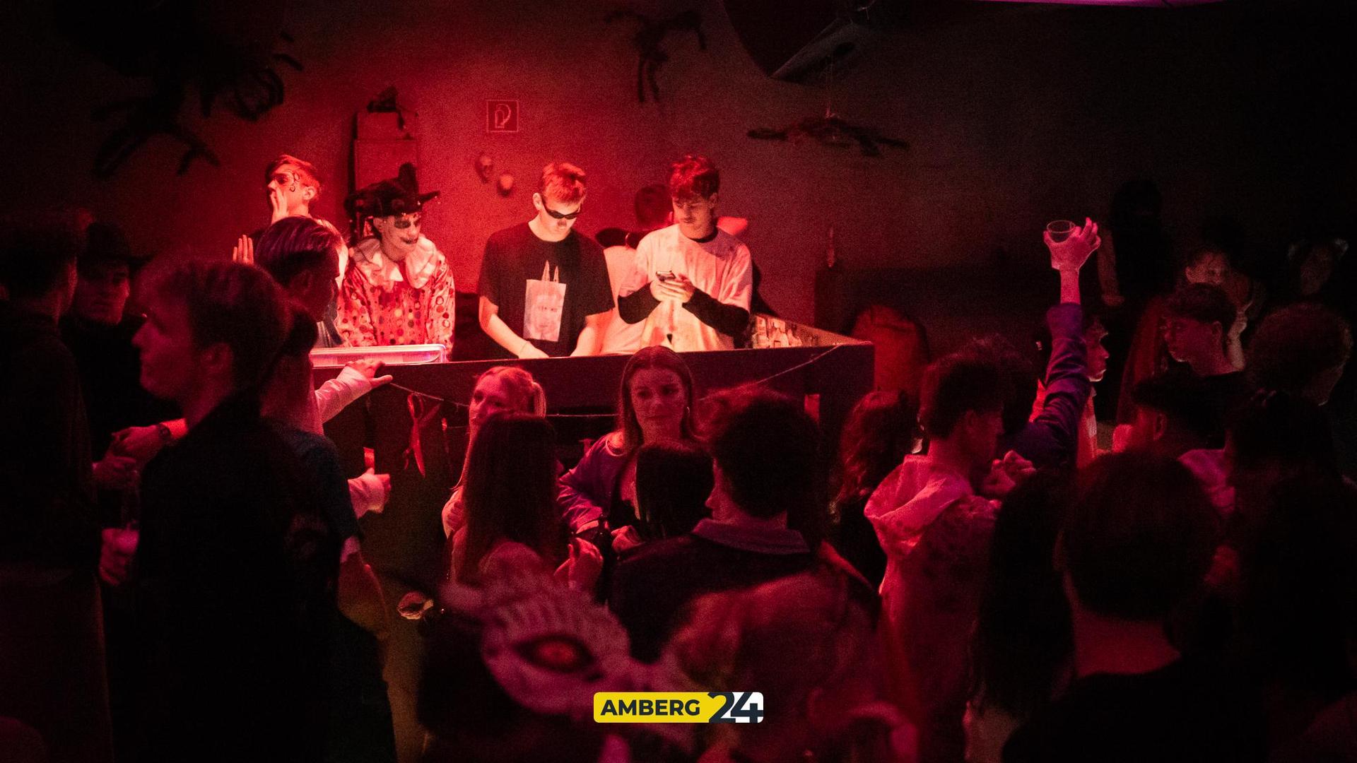 Halloween-Party im Trio Club für alle ab 16 Jahre.  (Bild: Mario Donhauser)