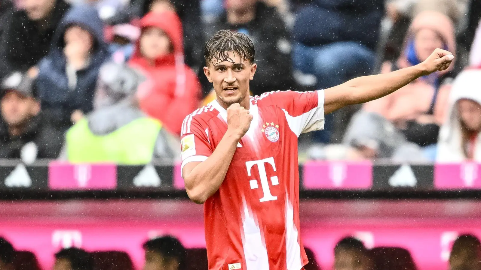 Bayerns Tom Bischof ist in einer Beziehung mit Josefine Scholl, Tochter von Ex-Bayern-Star Mehmet Scholl. (Bild: Harry Langer/dpa)