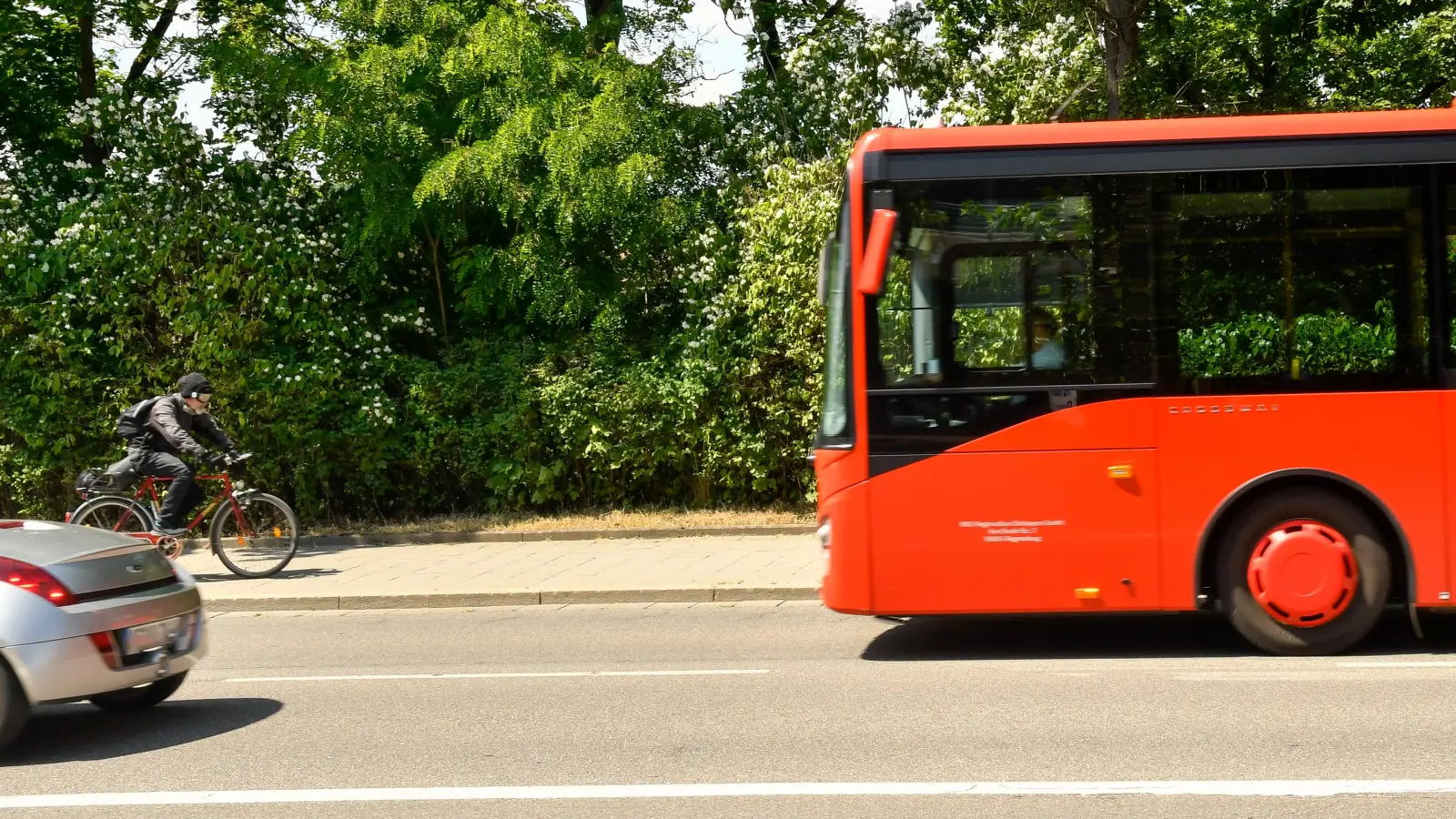 Es gibt Fahrtausfälle im Stadtverkehr Amberg: Die Linien 405 und 406 sind betroffen. (Symbolbild: ZNAS)