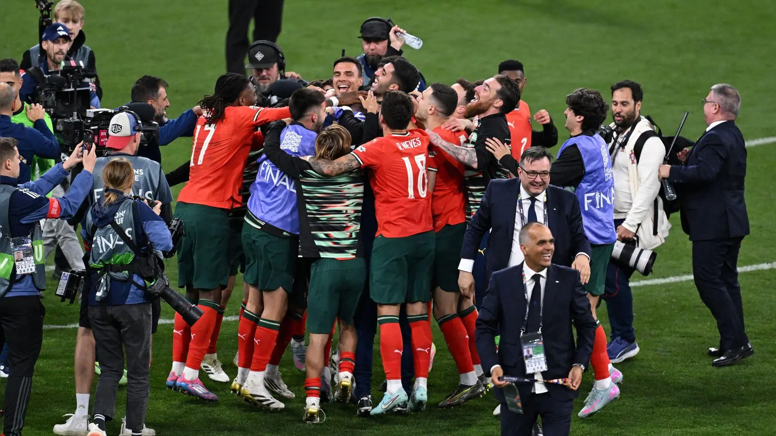 Jubel: Portugal ist nun Rekordsieger. (Bild: Sven Hoppe/dpa)