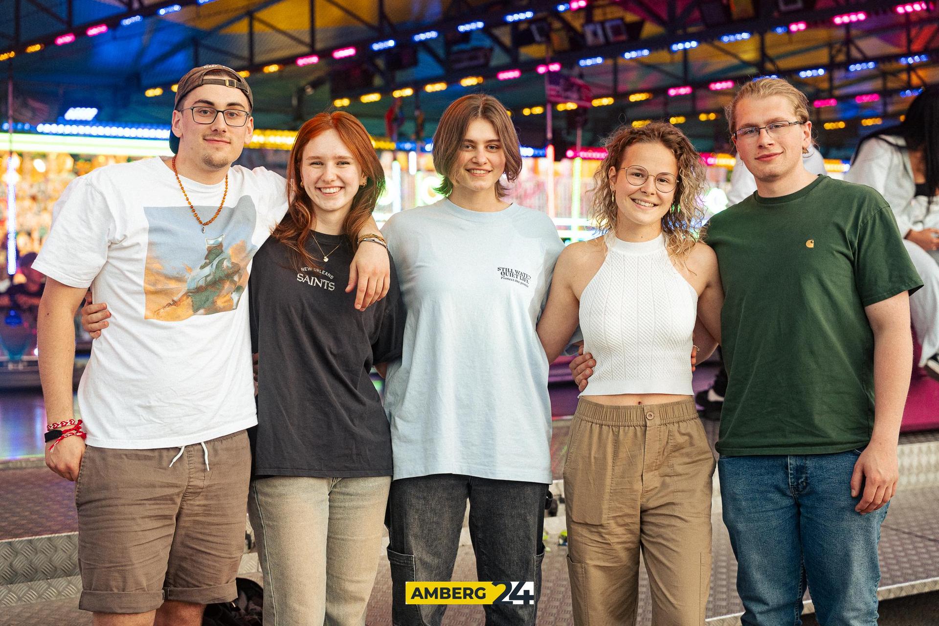Am zweiten Dult-Freitag haben die „Bärntreiber” mit euch Party gemacht. Fotograf David war für uns unterwegs und hat die Stimmung festgehalten. (Bild: David Mueller)