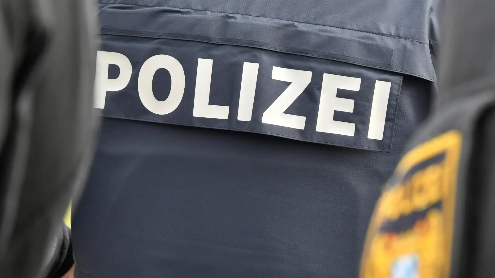 Ermittlungen führt die Sulzbach-Rosenberger nach einem Unfallflüchtigen.  (Symbolbild: Petra Hartl)