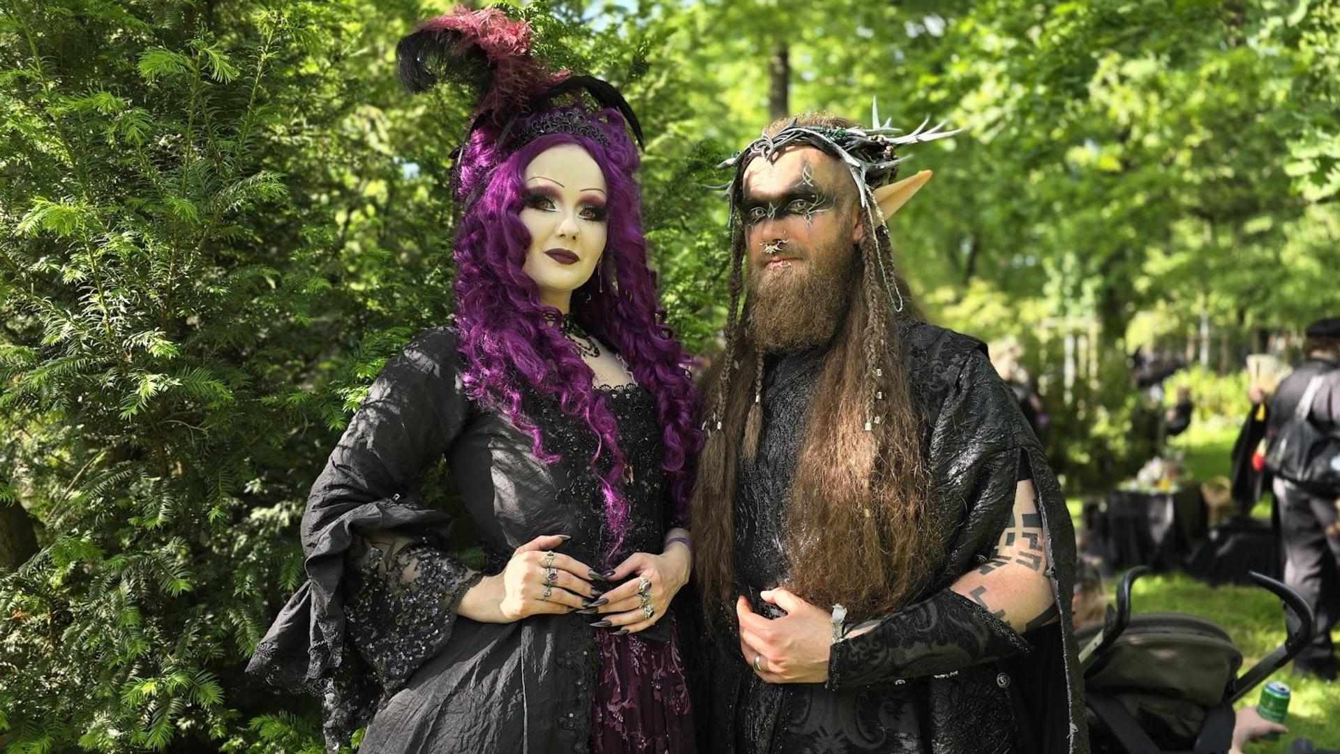 Das viktorianische Picknick beim Wave-Gotik-Treffen in Leipzig begeisterte die Besucher. (Bild: Richard Kirschner)