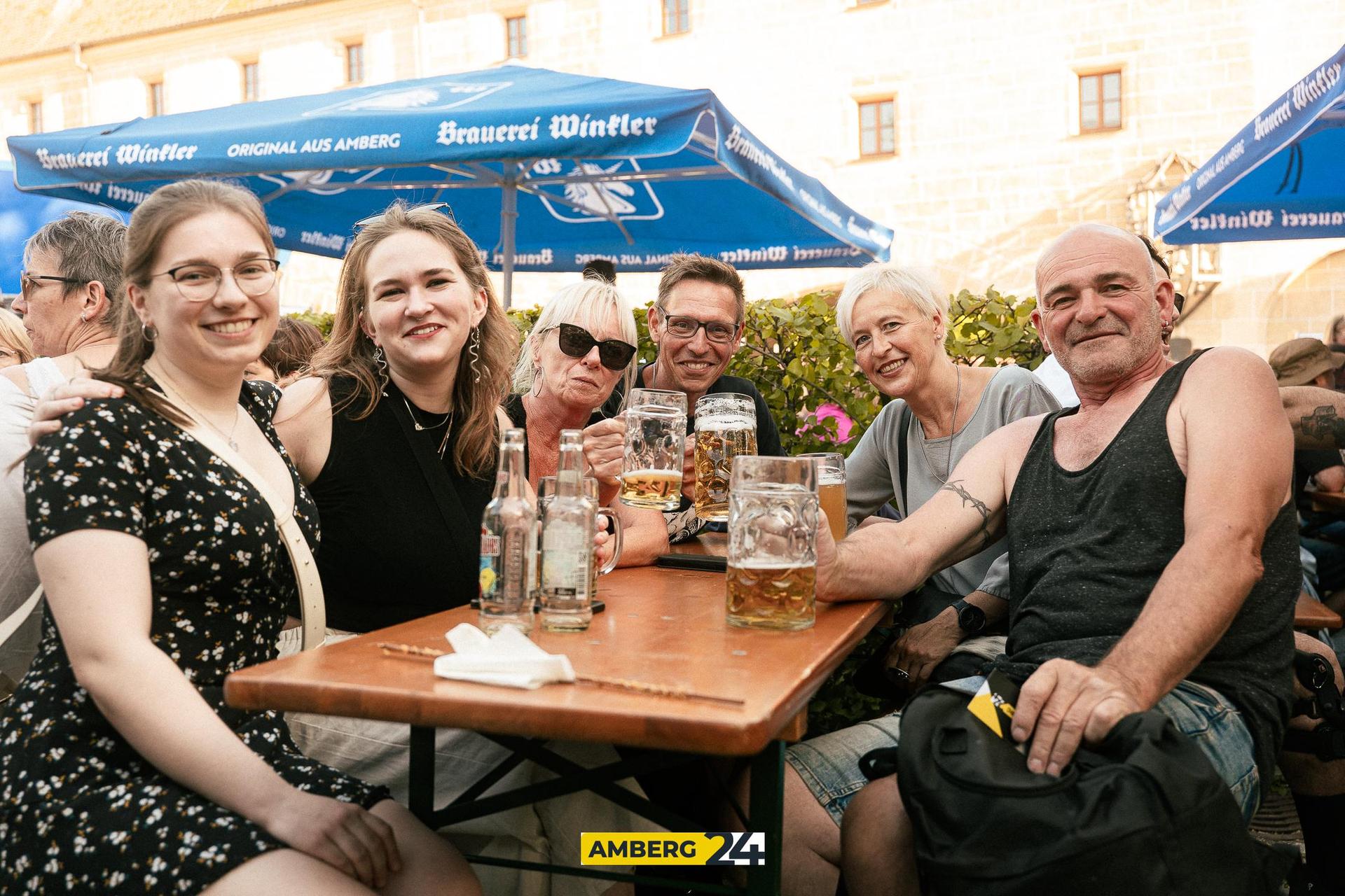 Einen ganz eigenen Vibe gab's auf dem Altstadtfest im Innenhof des Landratsamts! (Bild: David Mueller)