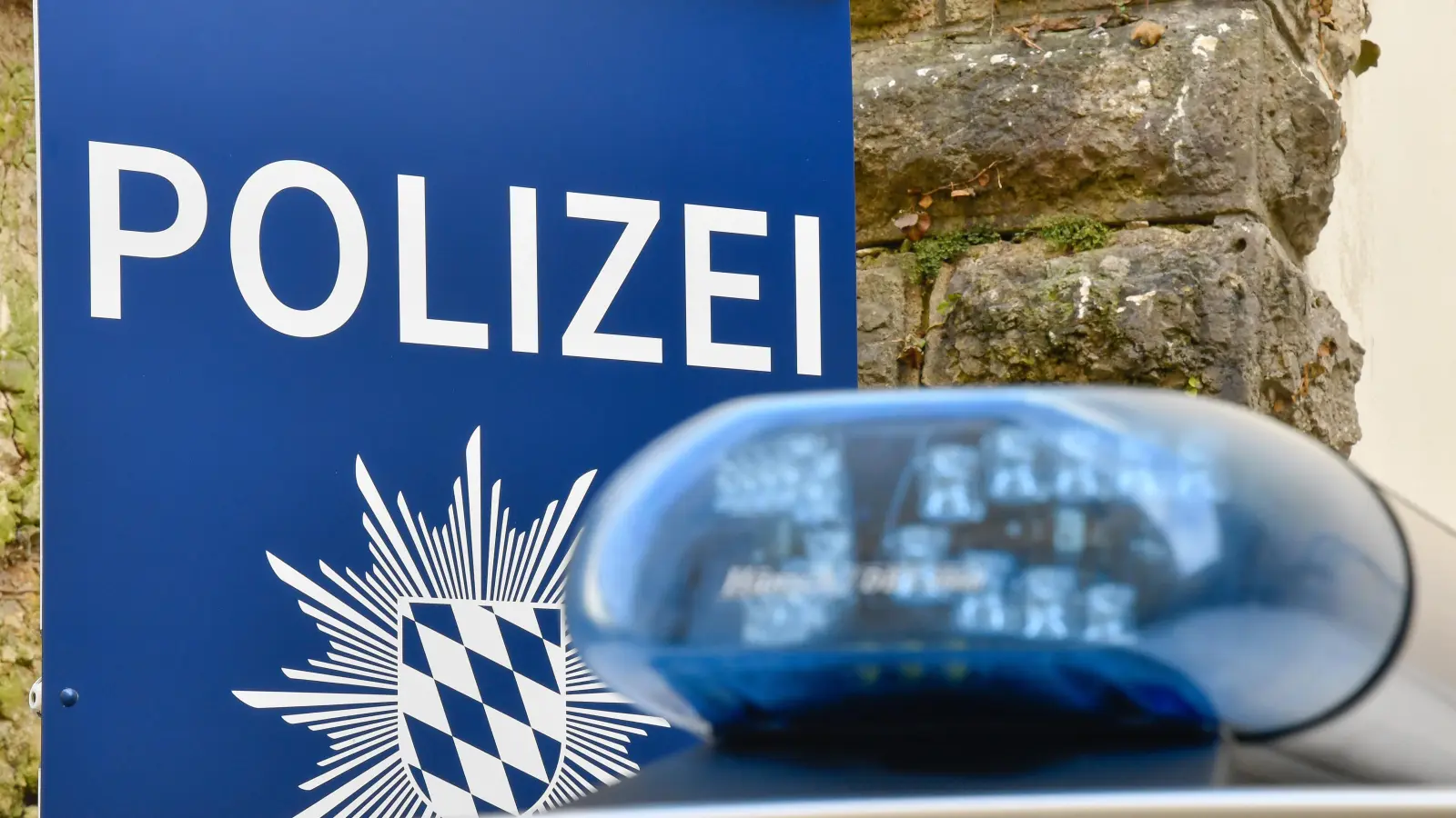 Ein Betrunkener hat in Hahnbach die Polizei beleidigt. (Symbolbild: Petra Hartl)