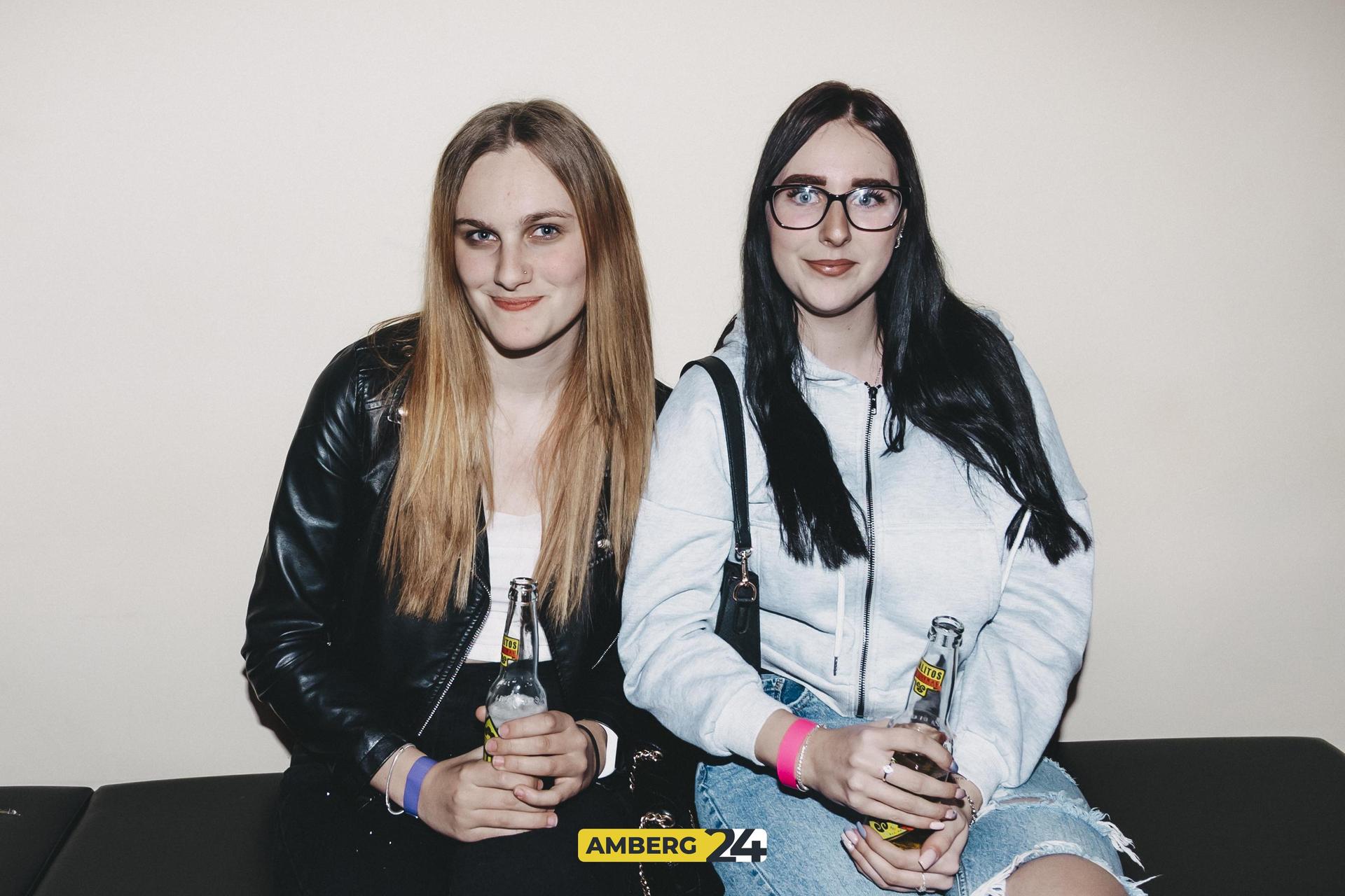 Die FOS/BOS hat zur Q-Party ins Casino eingeladen. Das sind die Bilder.  (Bild: Lolografie)