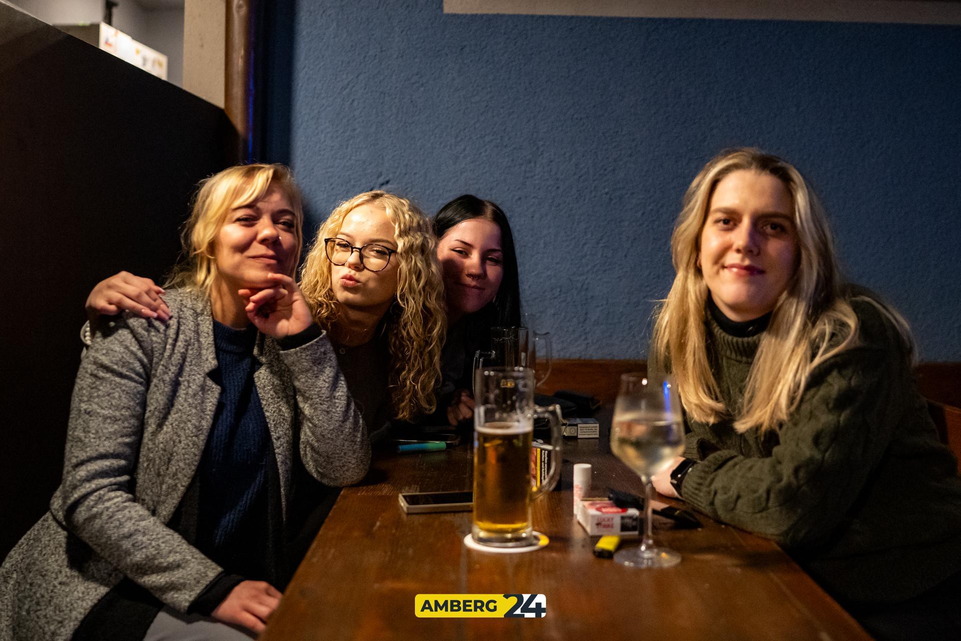 Beim Public Viewing in Amberg war schon ein bissl was los. So habt ihr den Sieg der Deutschen verfolgt. (Bild: Fotografie Lako)