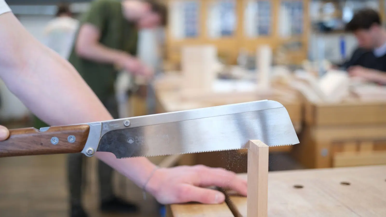  Immer mehr junge Menschen in Deutschland haben keine Berufsausbildung. (Archivbild) (Bild: Bernd Weissbrod/dpa)