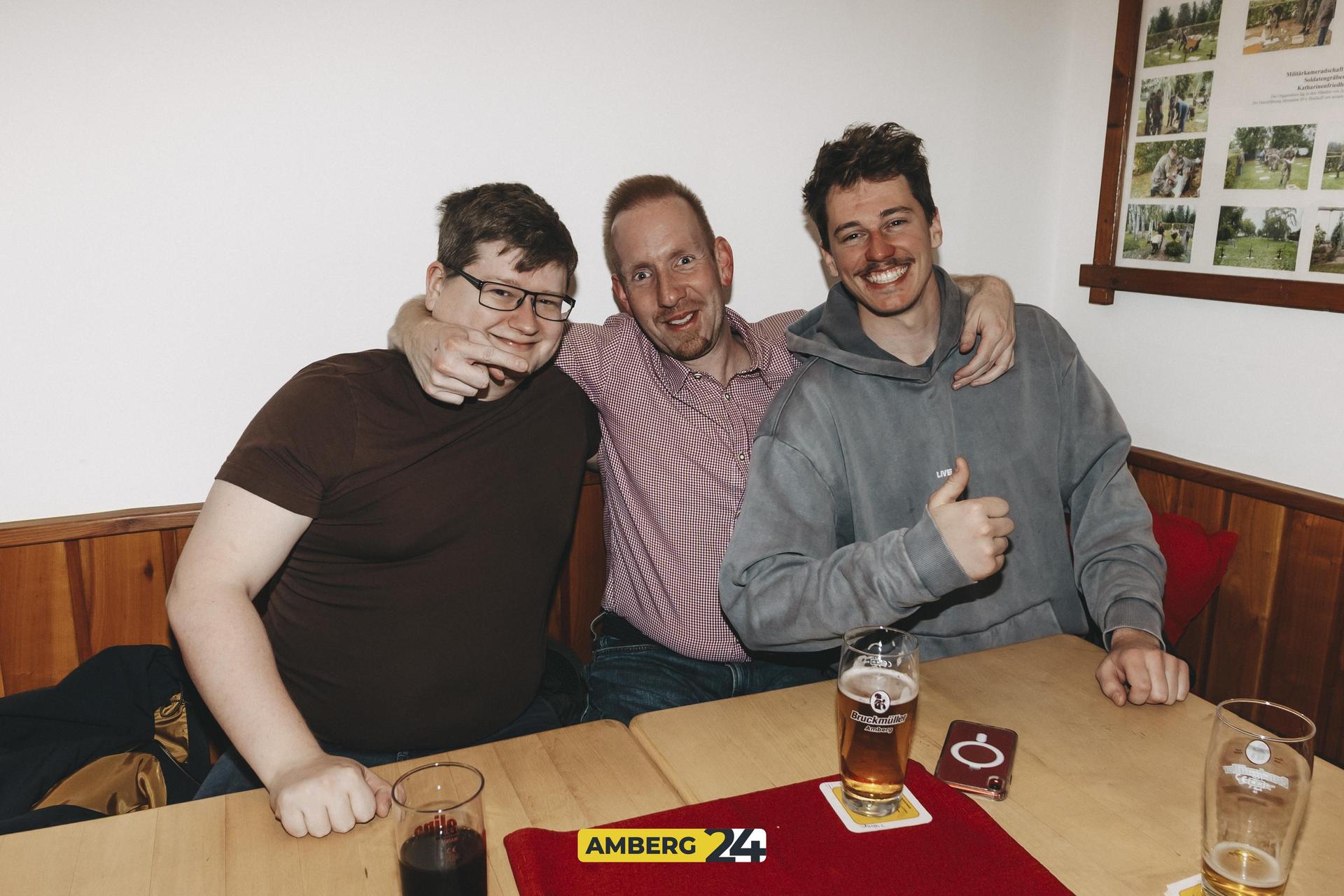 Im Heimatgenuss sorgten die „Boazn Briada” für Stimmung.  (Bild: Lolografie)