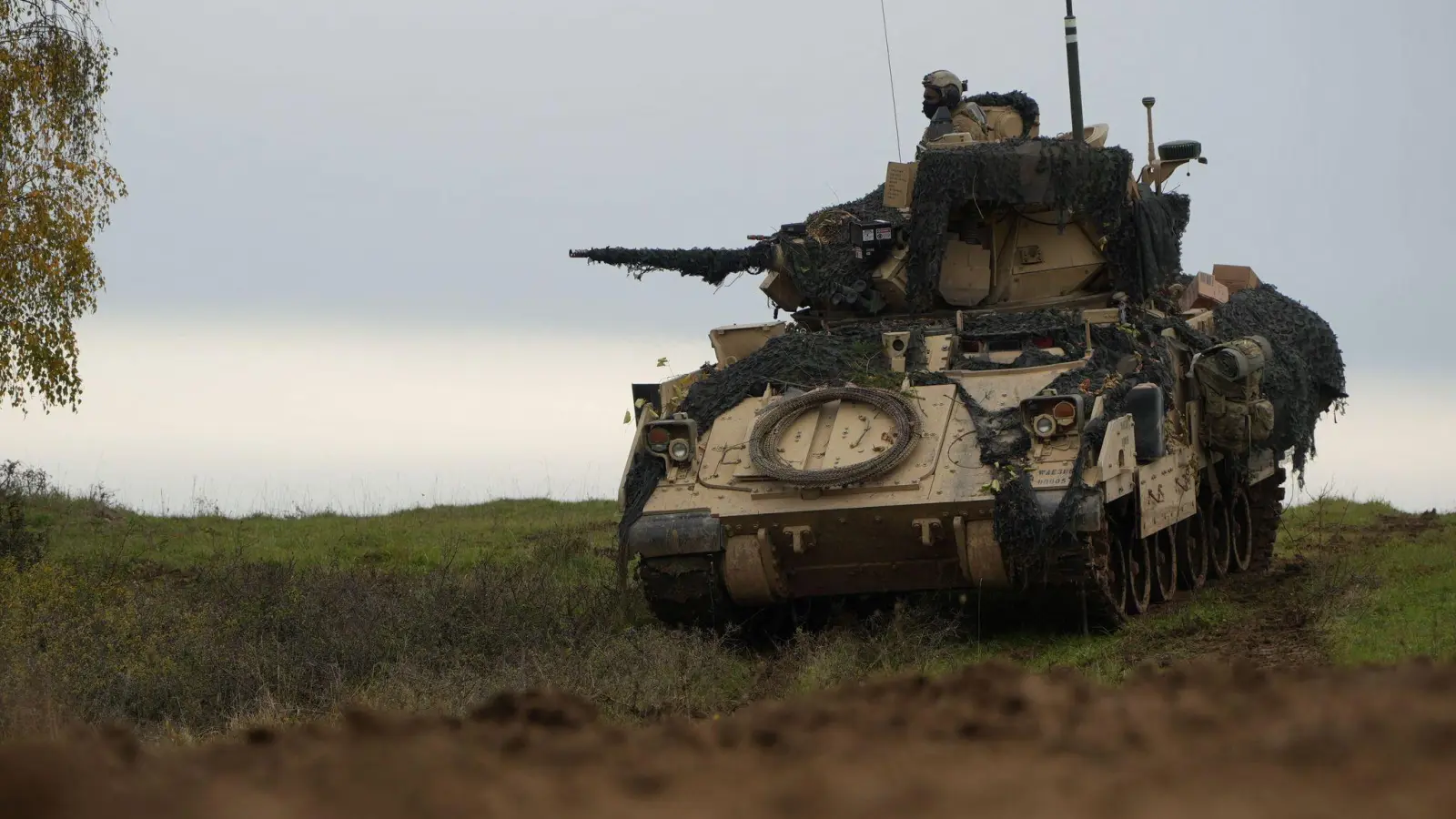 Rund 3.000 Kräfte haben bei der Militärübung „Combined Resolve 27-01“ der US-Army auf der Hohenfels Training Area teilgenommen. (Bild: Felix Kirberg/dpa)