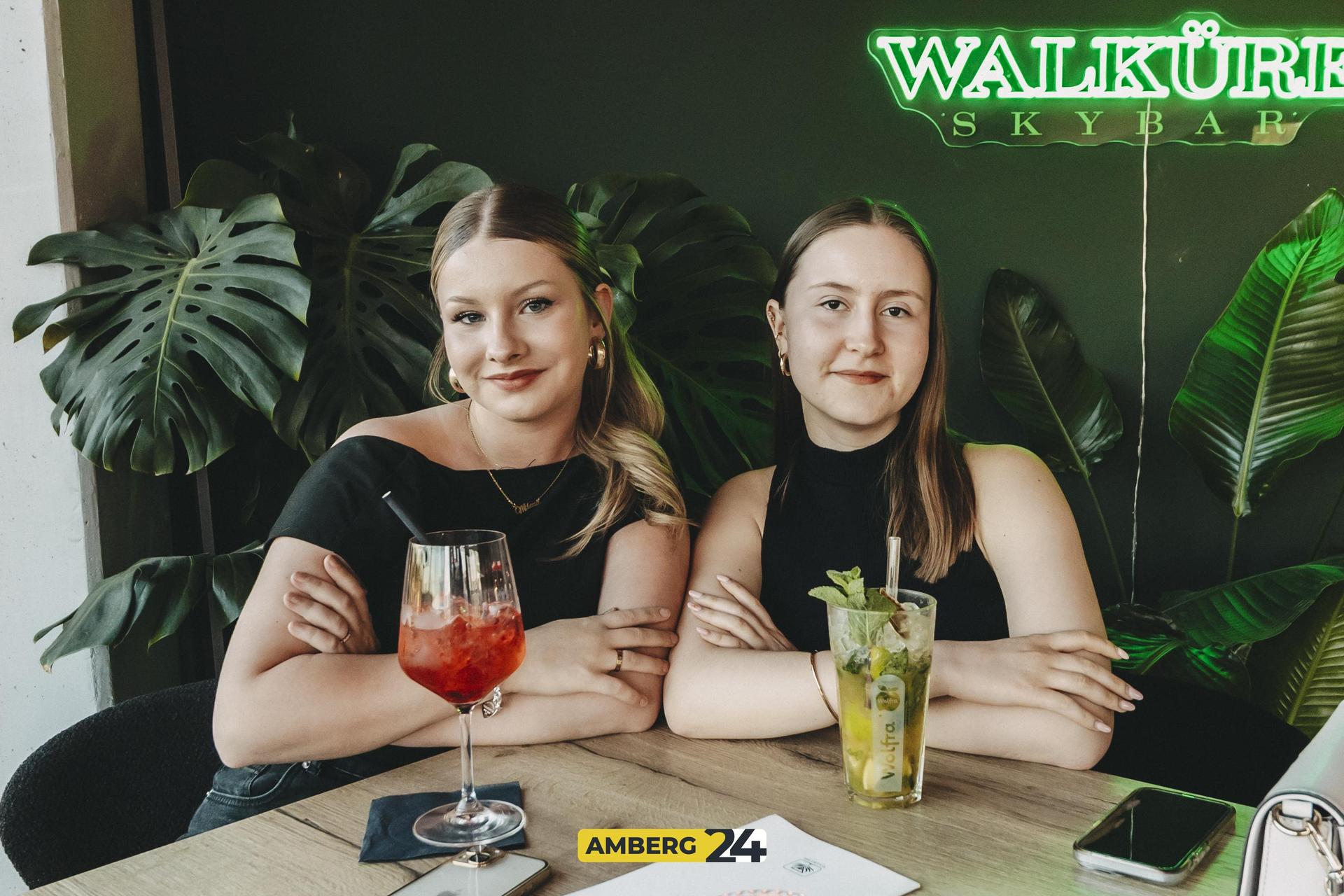 Das perfekte Wetter und eine noch bessere Location gab's am Mittwochabend. Feiertagsstimmung in der Walküre inklusive. (Bild: Lolografie)