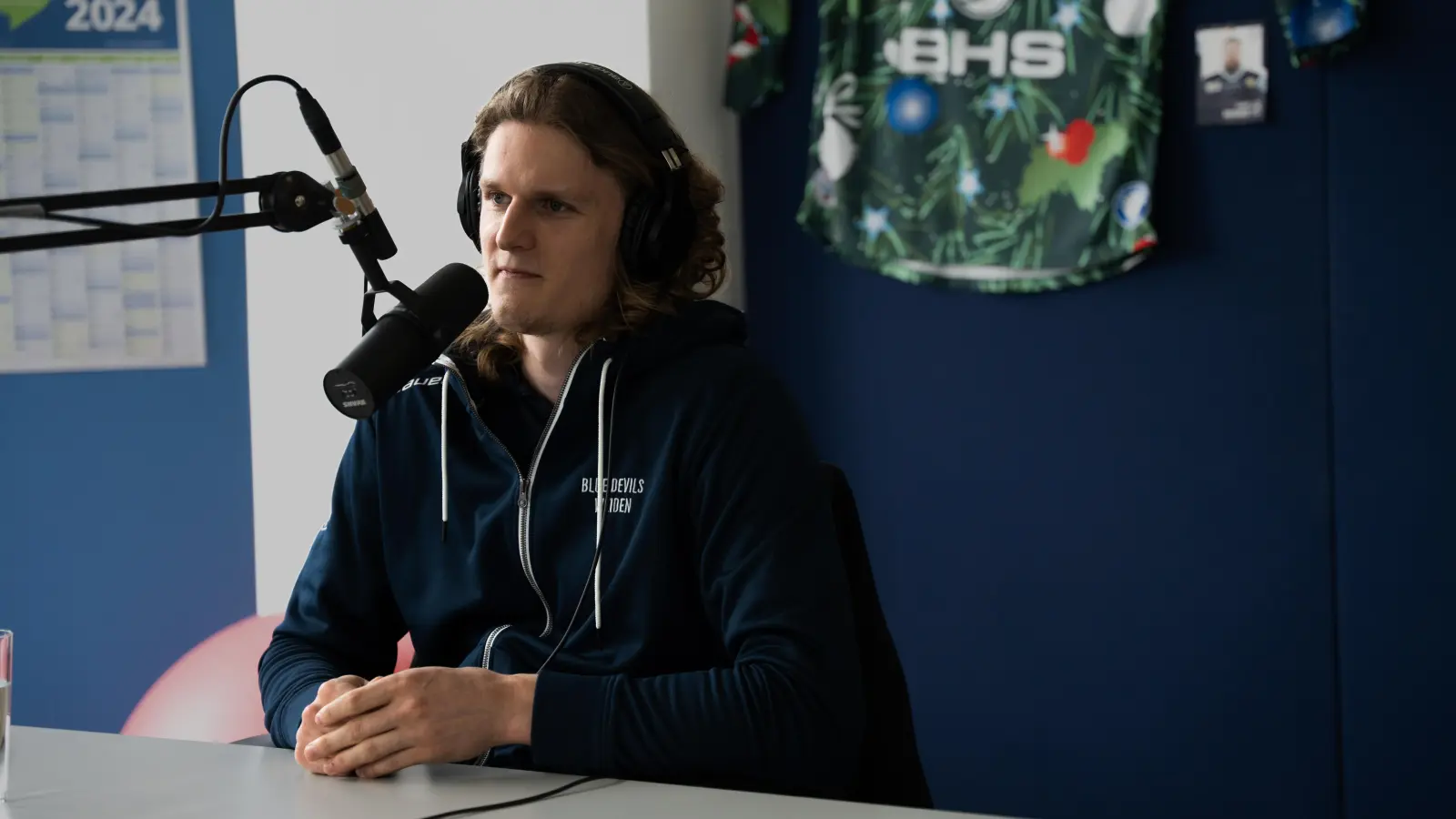 Neal Samanski war in der neuen Folge des Blue-Devils-Podcasts „Powerplay” zu Gast. (Bild: Jakob Graf)