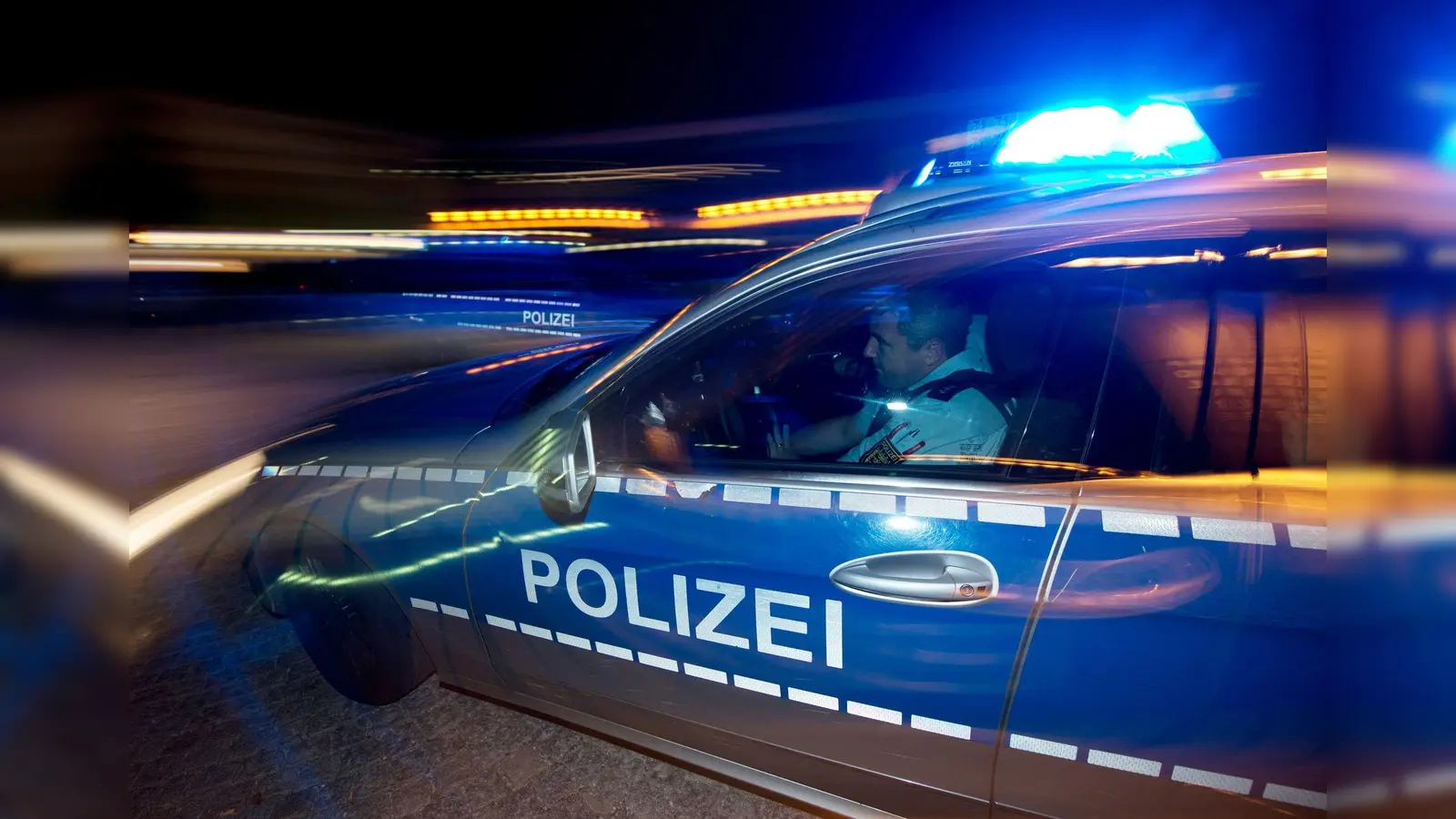 Ein alkoholisierter Radfahrer verunglückte in Hahnbach. (Symbolbild: Patrick Seeger/dpa)