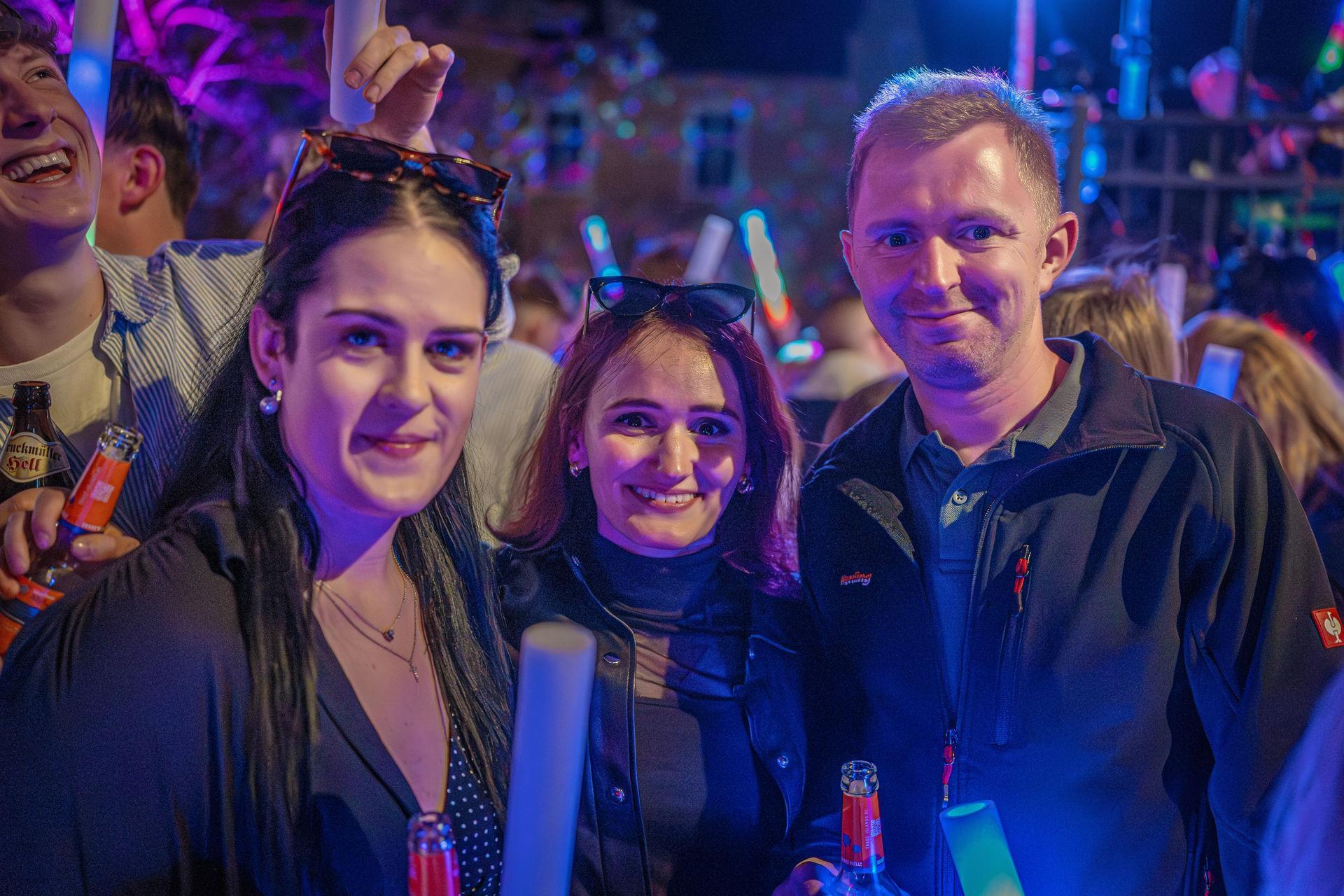 Amberg feiert Altstadtfest und macht die Nacht zum Tag. (Bild: Michael Golinski)