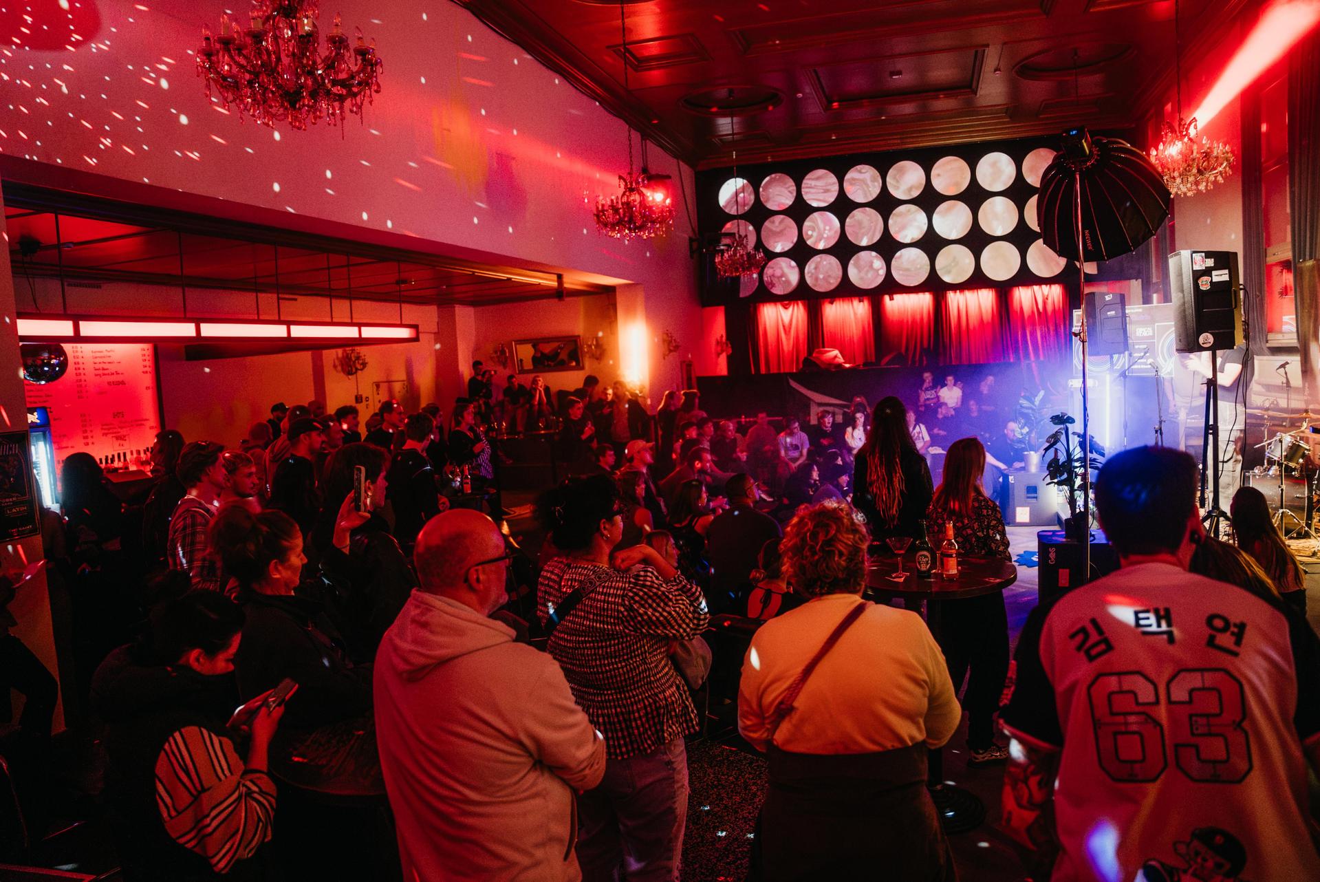 Bei der Open Stage im Casino in Amberg war wieder richtig viel los. (Bild: Thiemo Donhauser)
