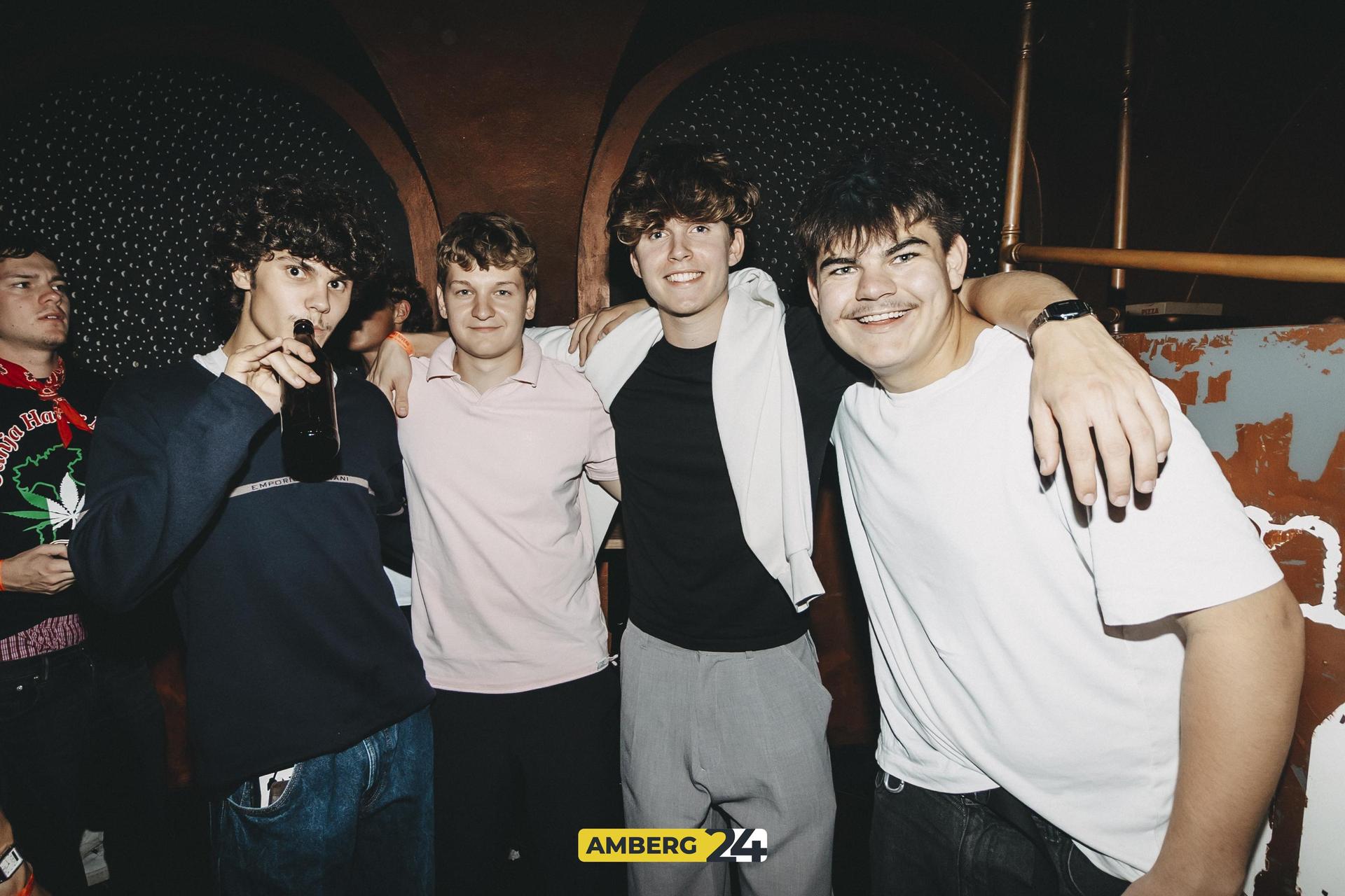 Amberg tanzt 2025 im UNS! (Bild: Lolografie)