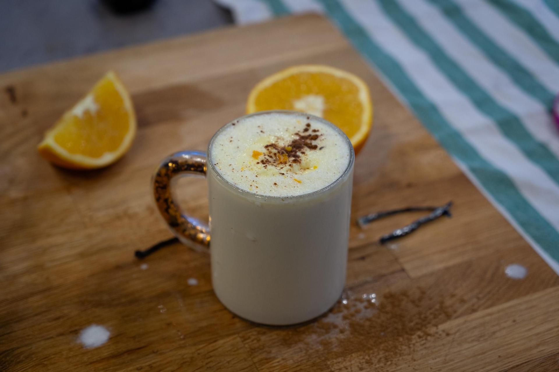 Mal ne heiße Schokolade mit Orange? Safe. (Bild: knz)