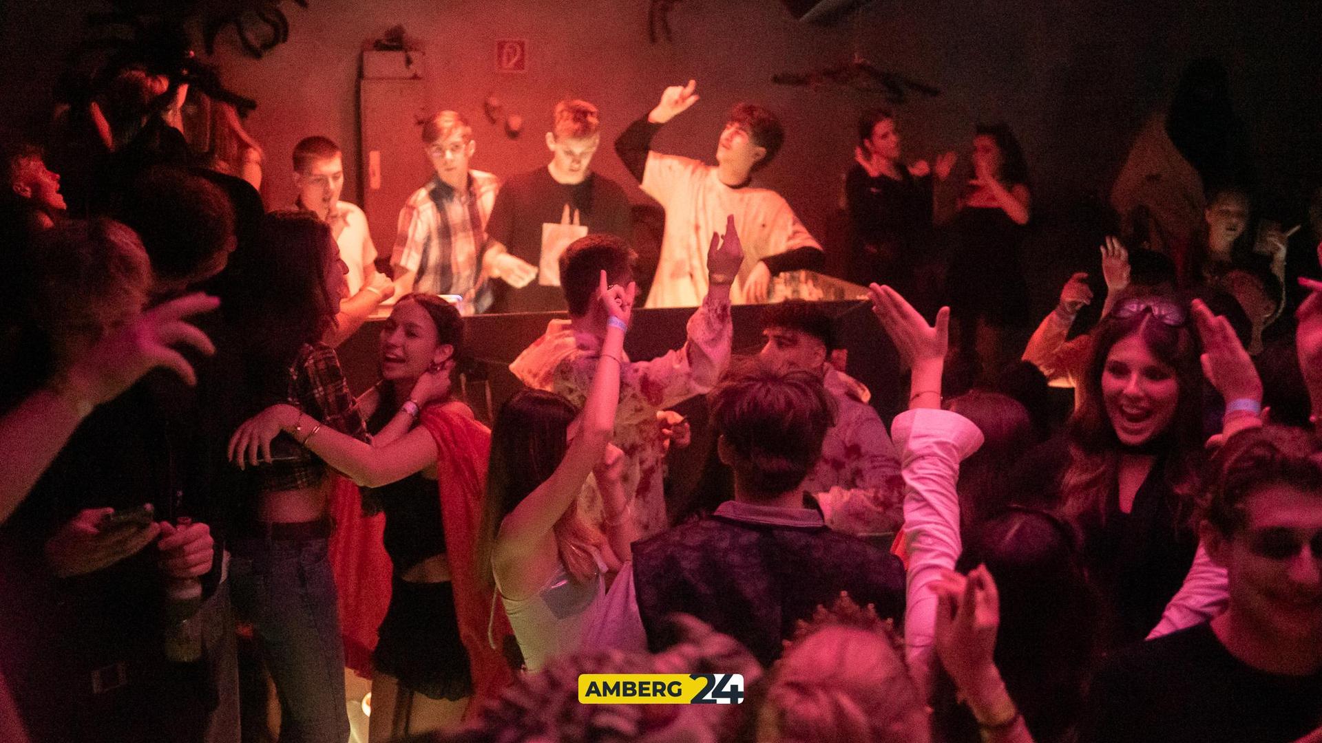 Halloween-Party im Trio Club für alle ab 16 Jahre.  (Bild: Mario Donhauser)